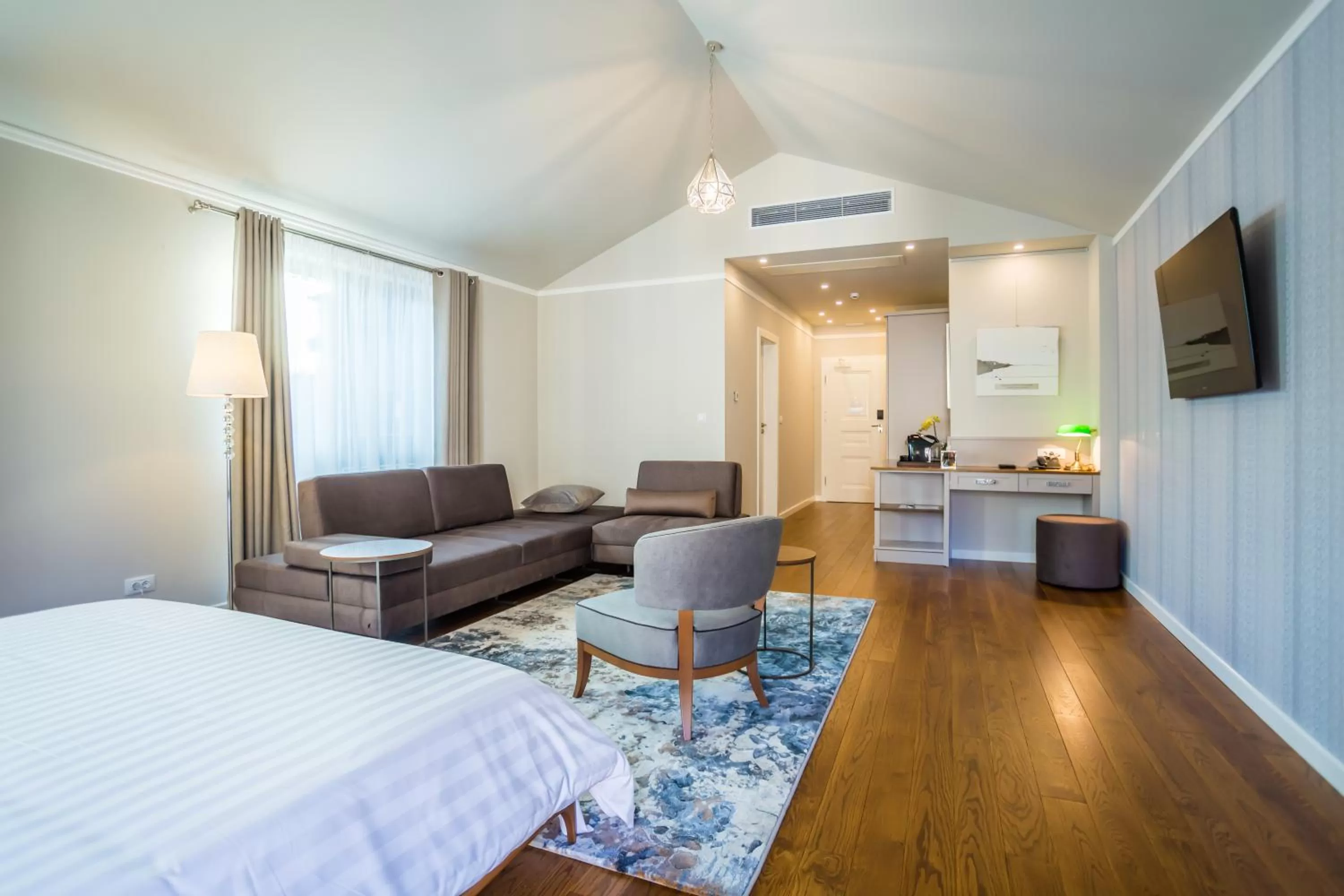 TV and multimedia, Bed in Hotel Residence Promenade