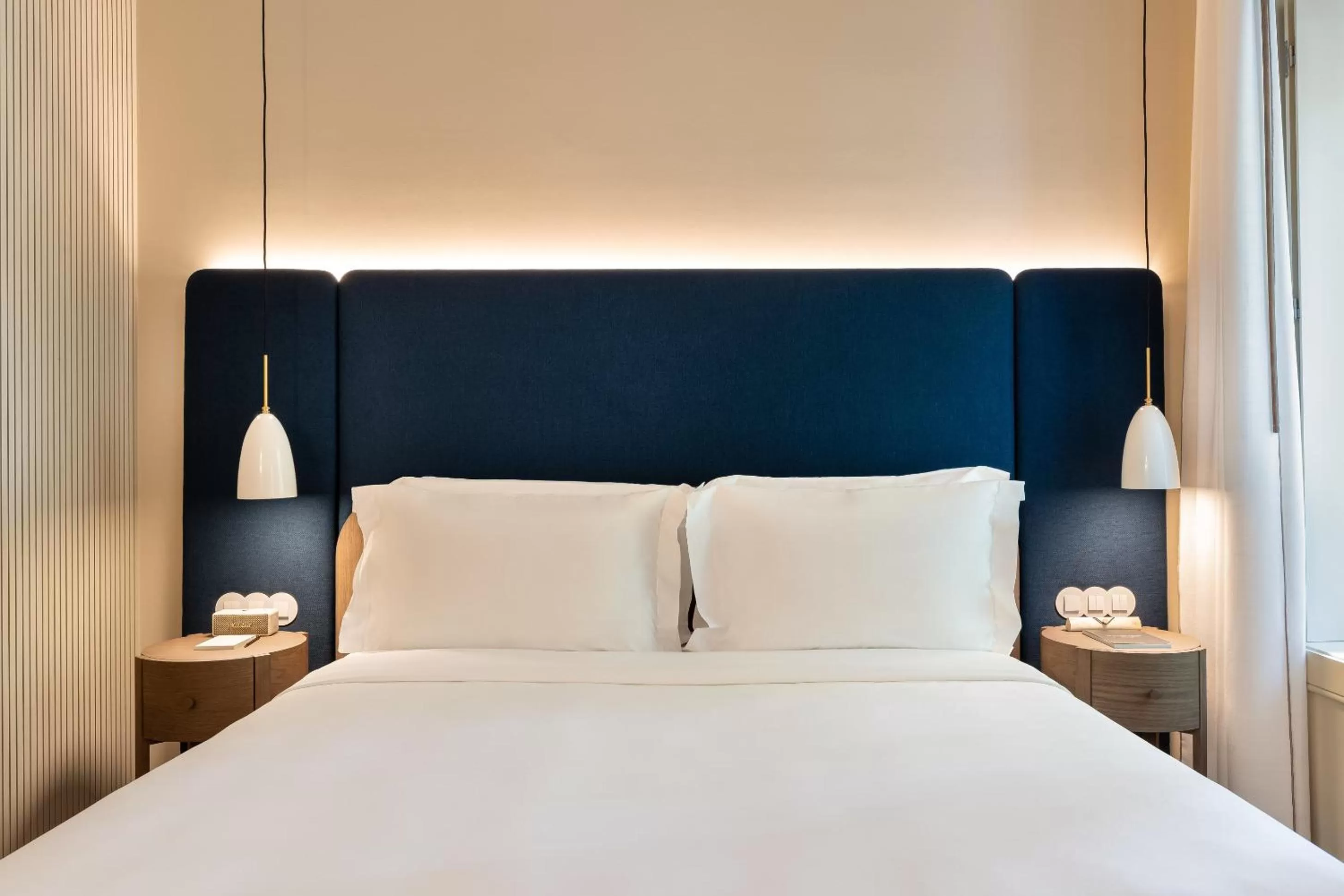 Bedroom, Bed in Artsy Cascais