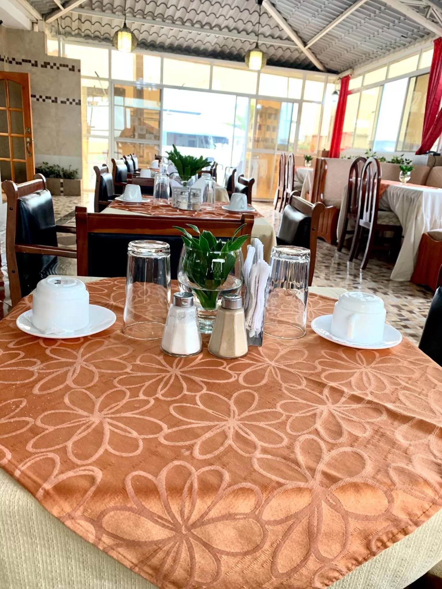 Restaurant/places to eat in House Center