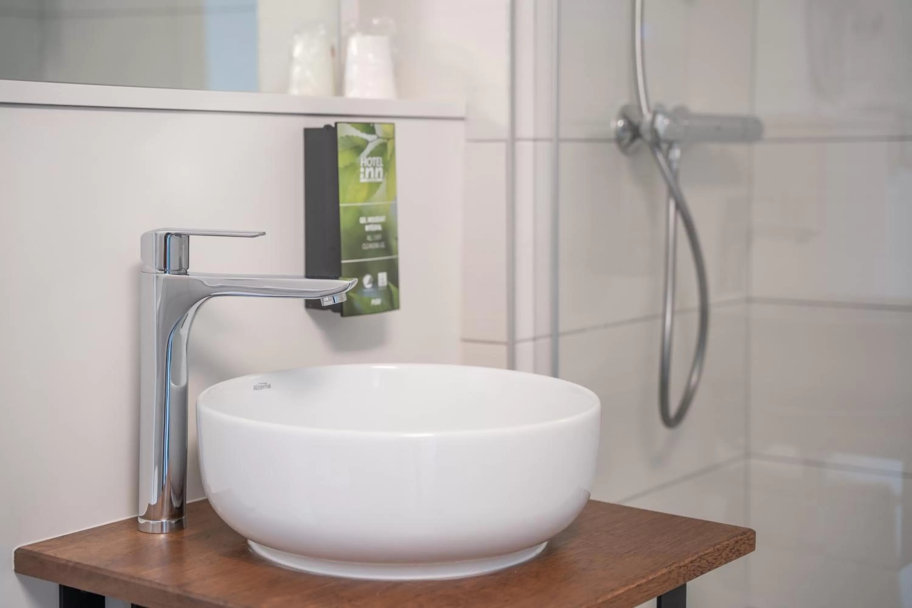 Bathroom in Hotel Inn Design La Rochelle