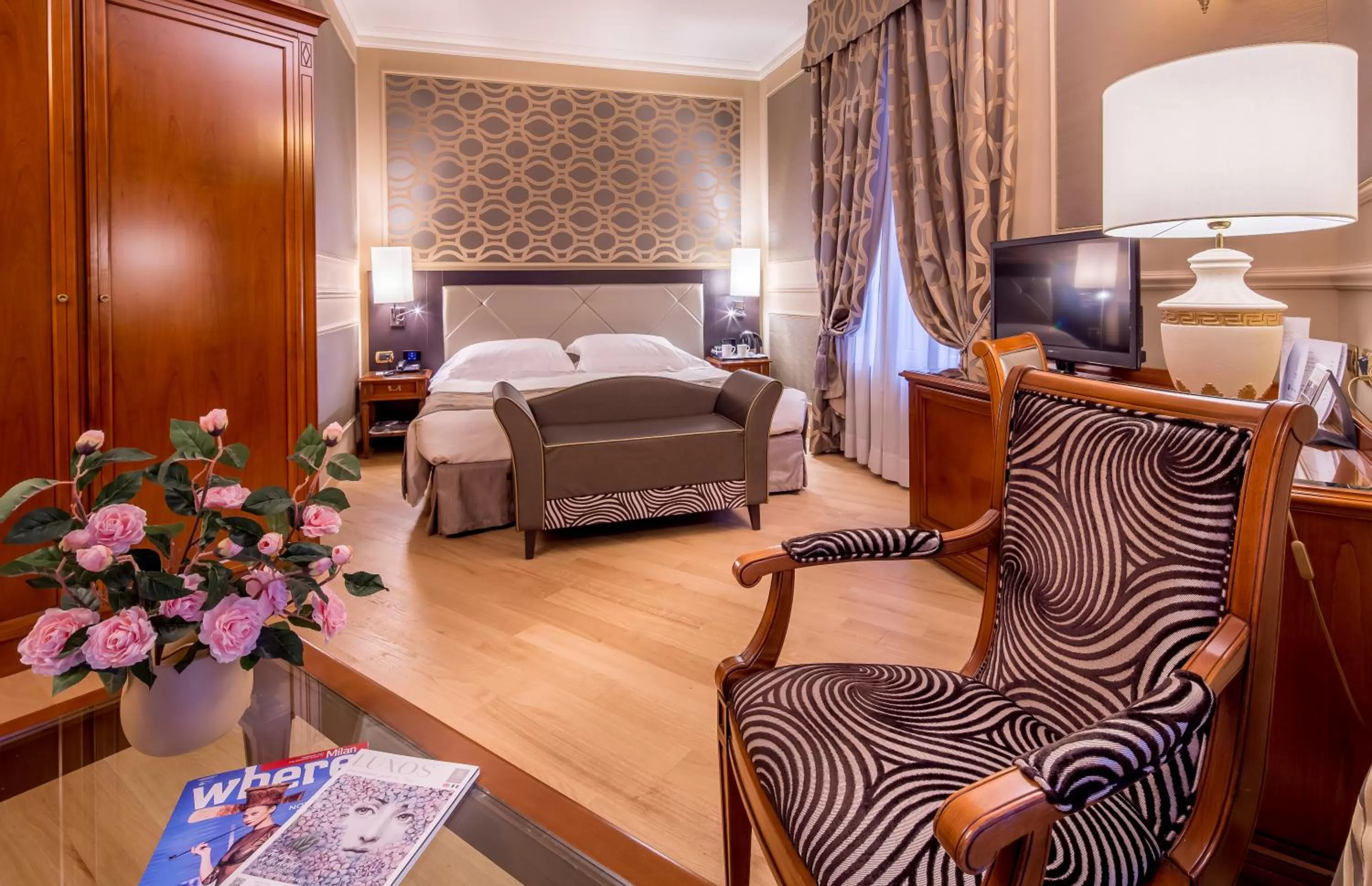 Bedroom, Bed in Grand Visconti Palace