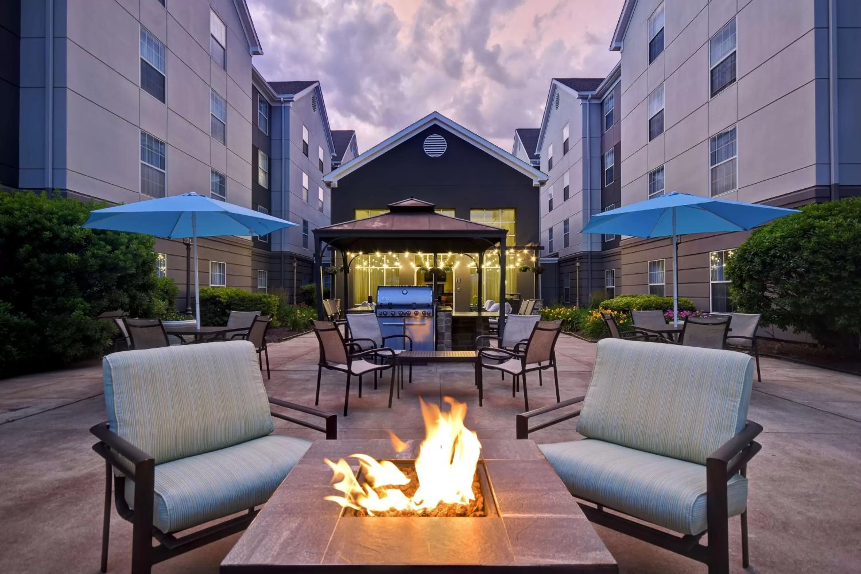 Patio in Homewood Suites by Hilton Philadelphia-Great Valley