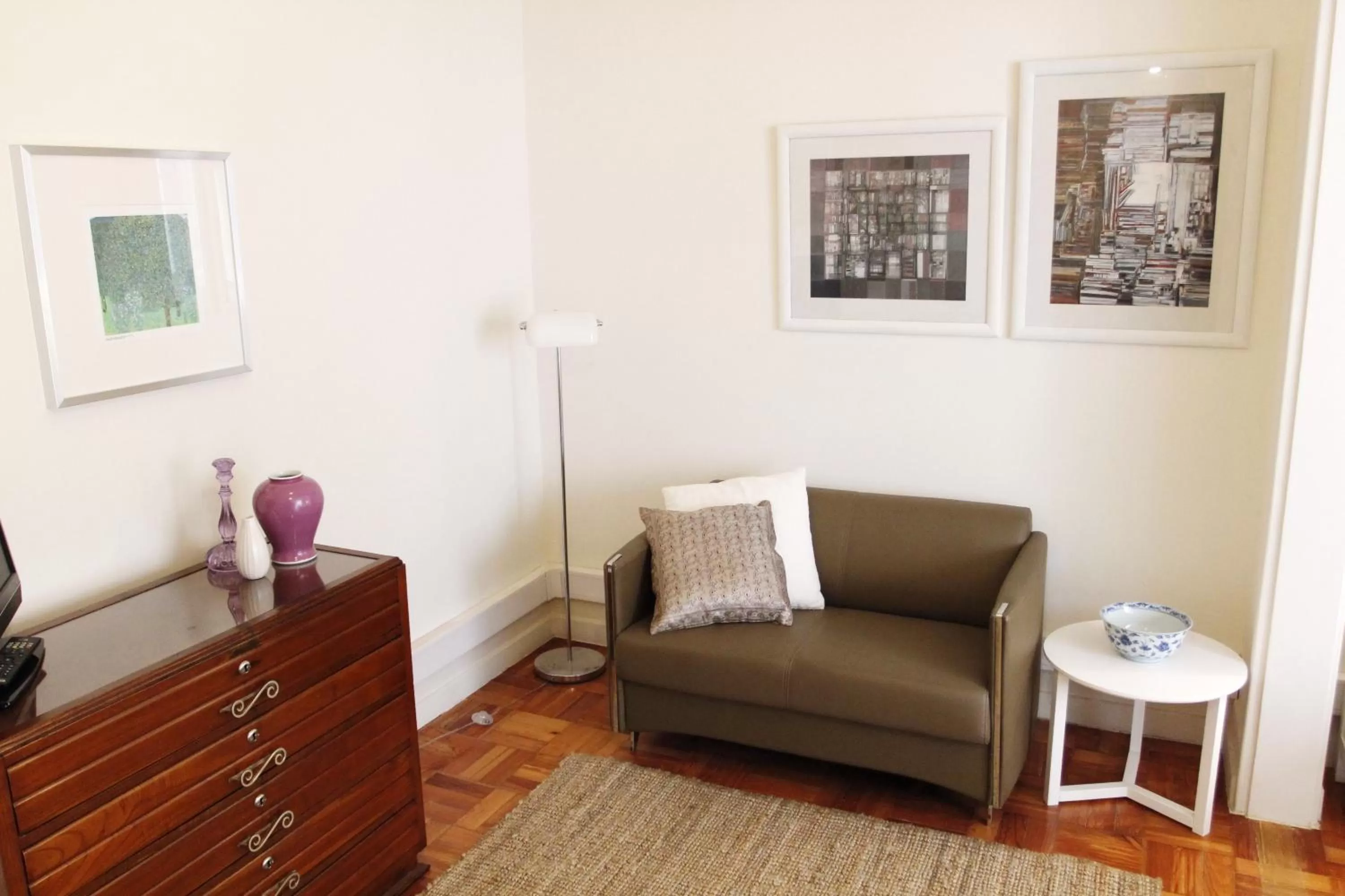 Living room in Magnolia Guesthouse