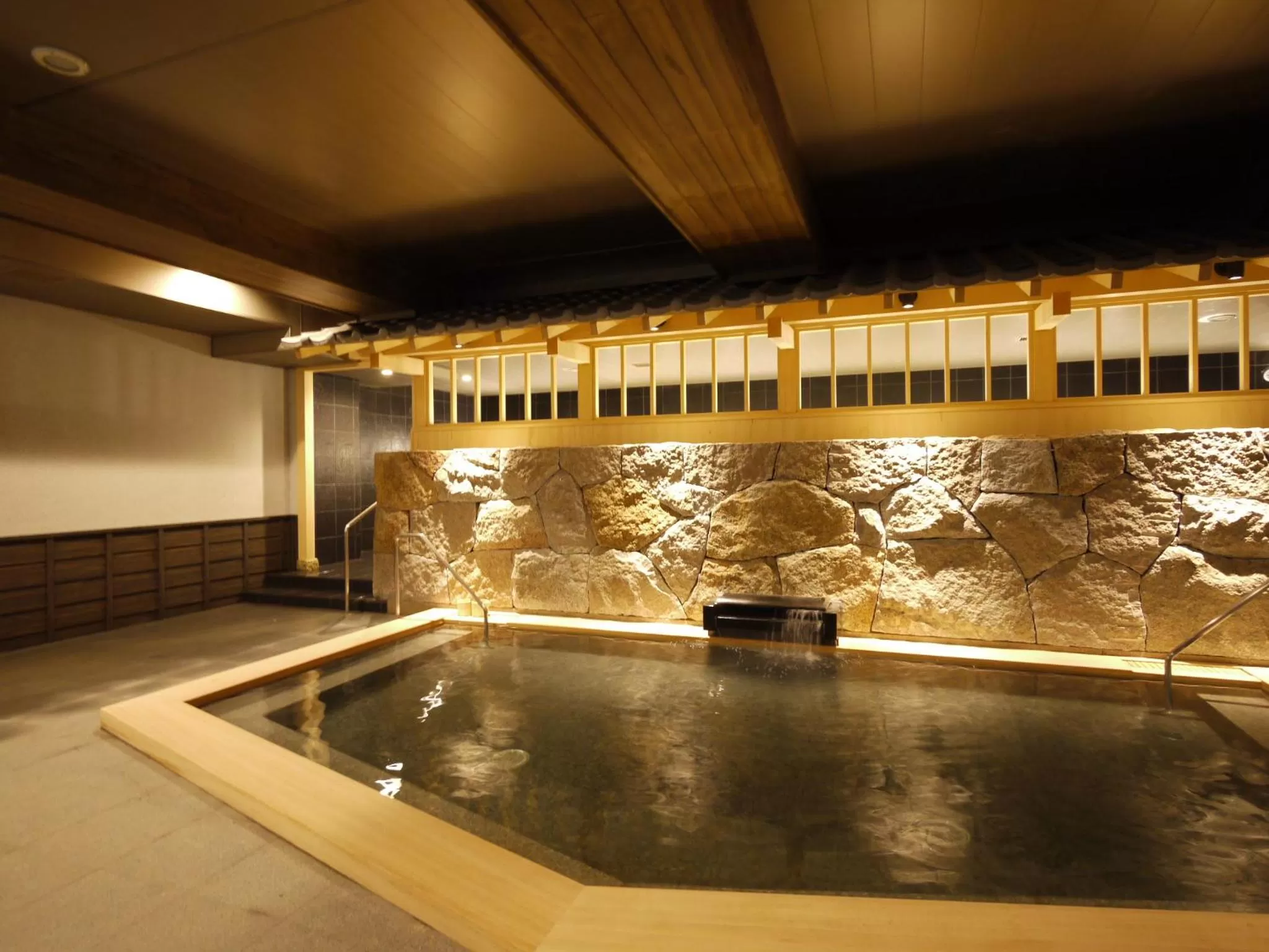 Hot Spring Bath in Himeji Castle Grandvrio Hotel
