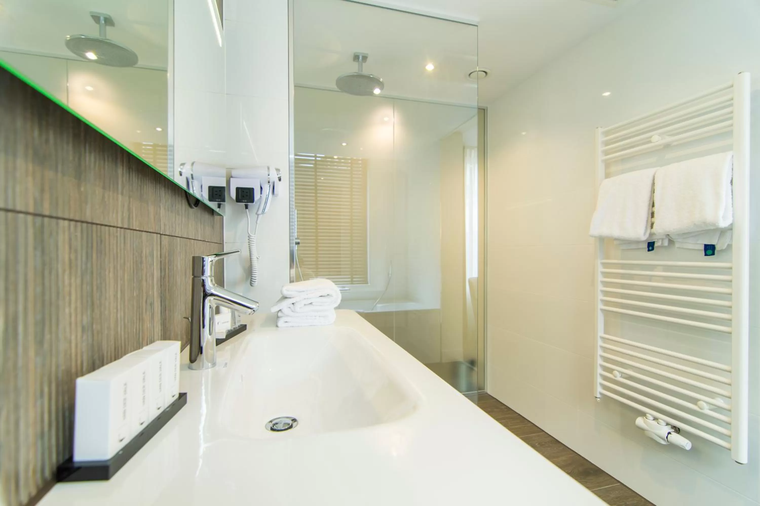 Bathroom in Van der Valk Hotel Hilversum/ De Witte Bergen