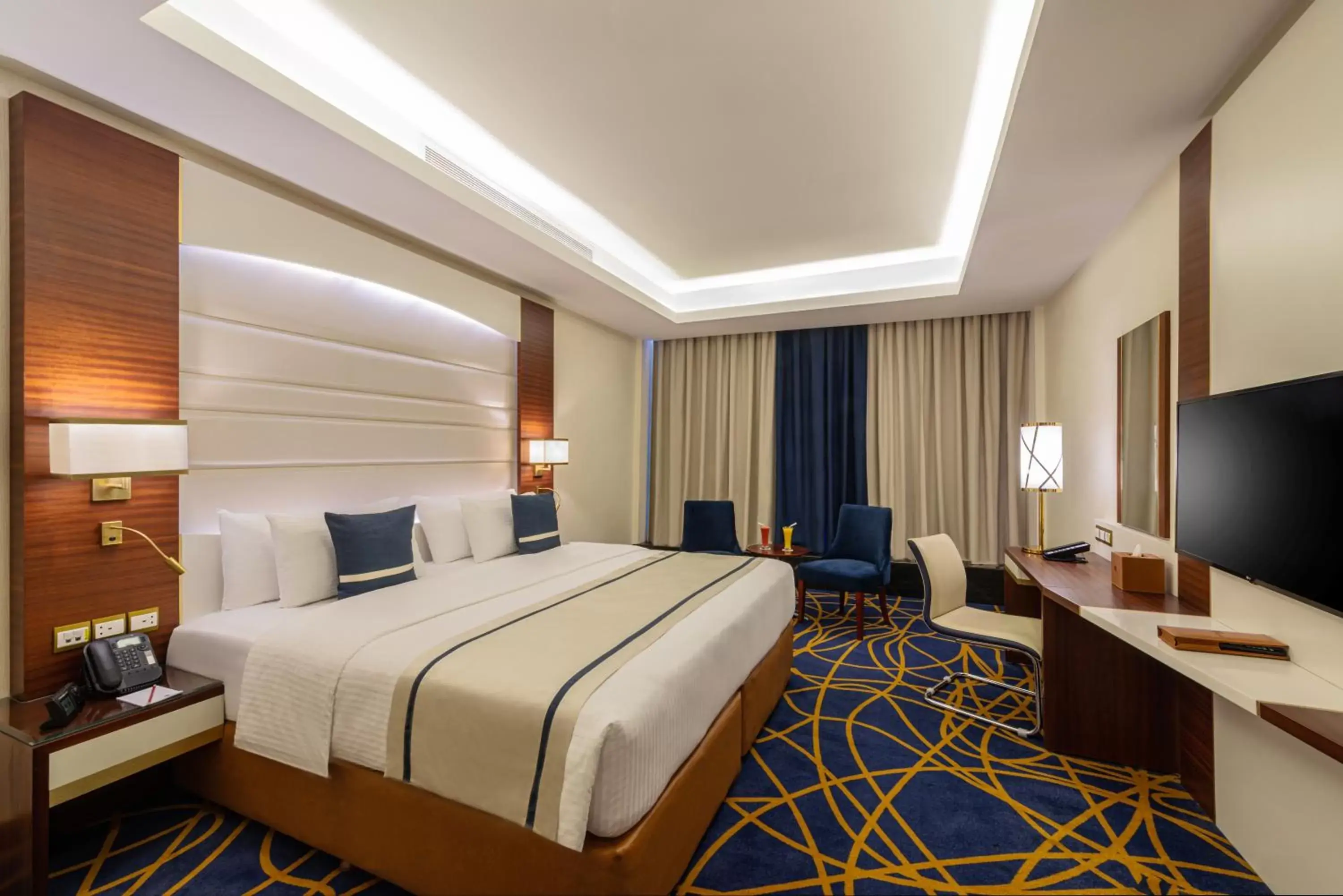 Deluxe Double Room (2 Adults + 1 Child) - single occupancy in Blue Diamond Hotel Jeddah Deluxe Double Room (2 Adults + 1 Child) - single occupancy in Blue Diamond Hotel Jeddah