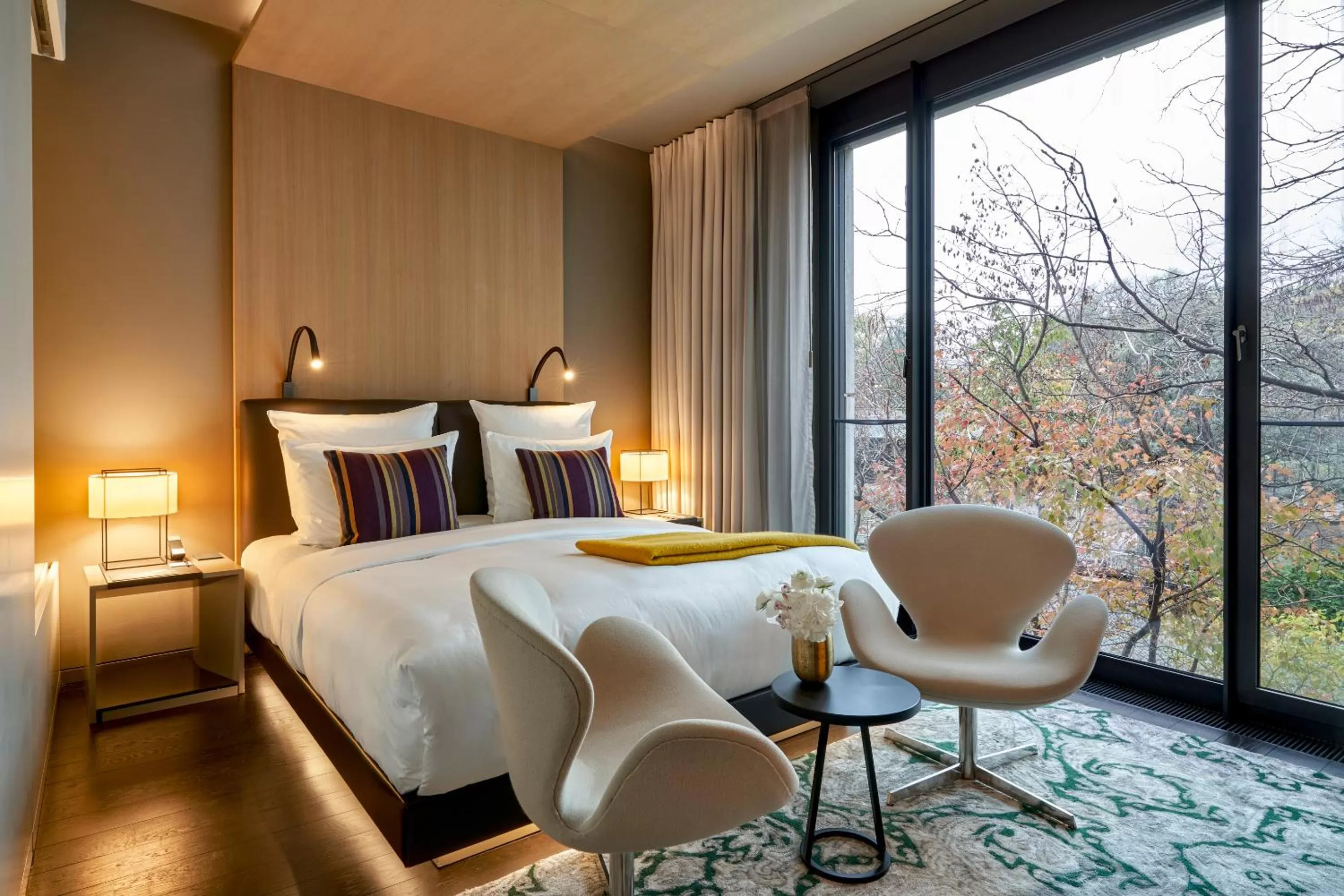 Bed in SO/ Berlin Das Stue