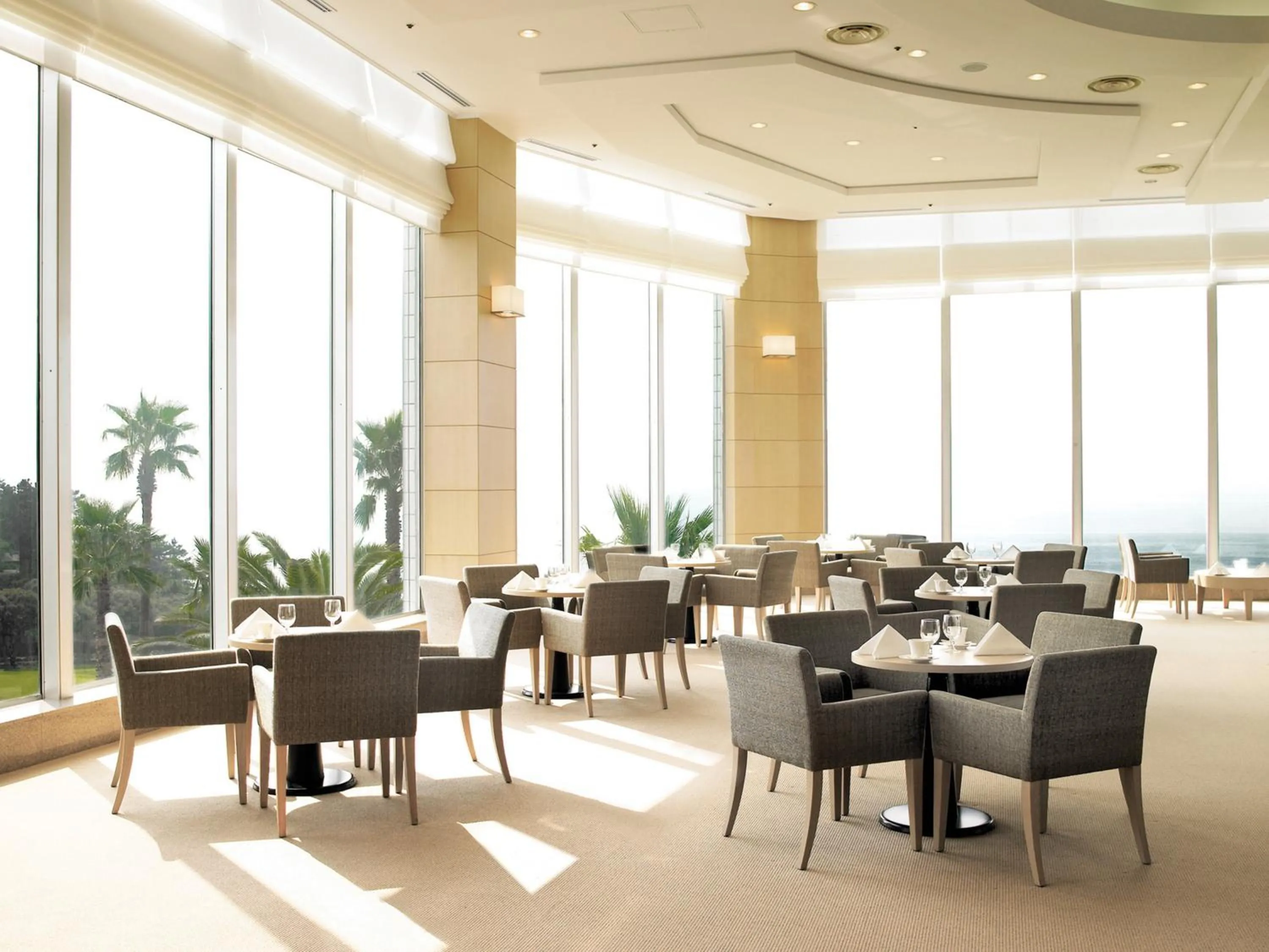 Photo of the whole room in Seogwipo KAL Hotel