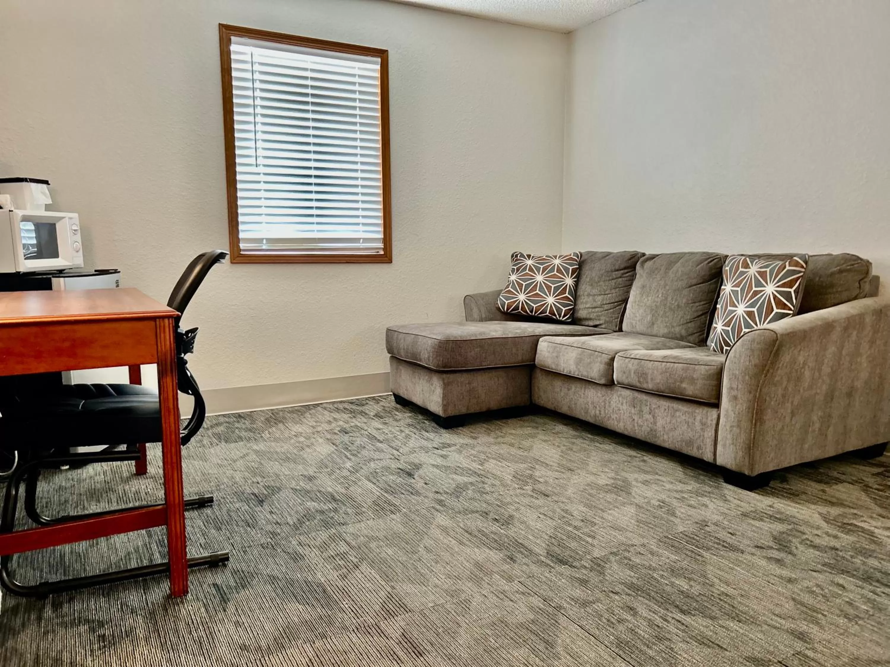 Travelodge by Wyndham Lincoln South