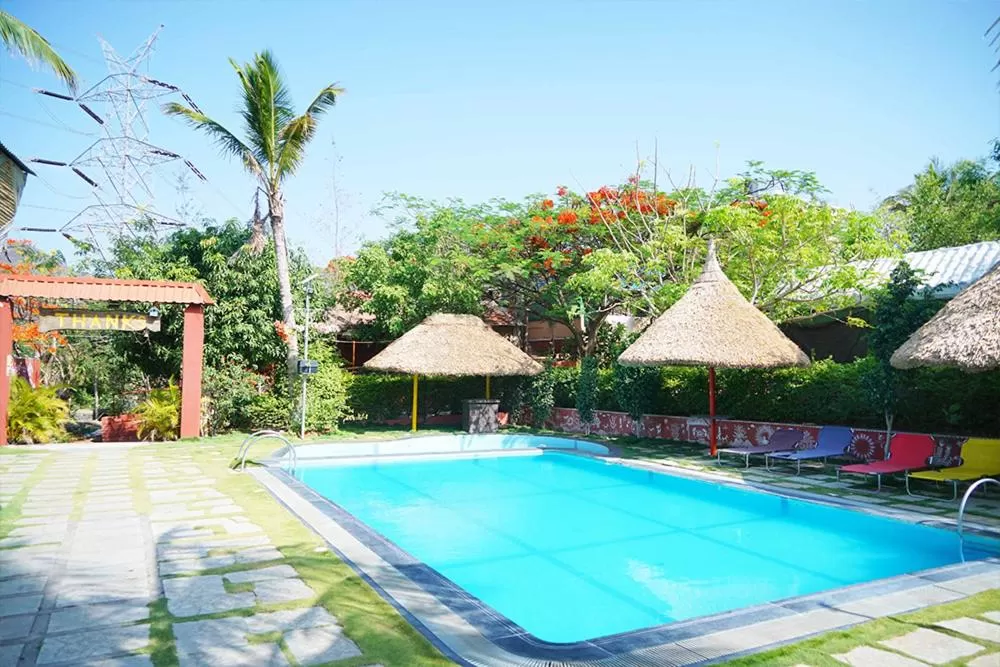 Swimming pool in Vedi Farm A Mountain Resort