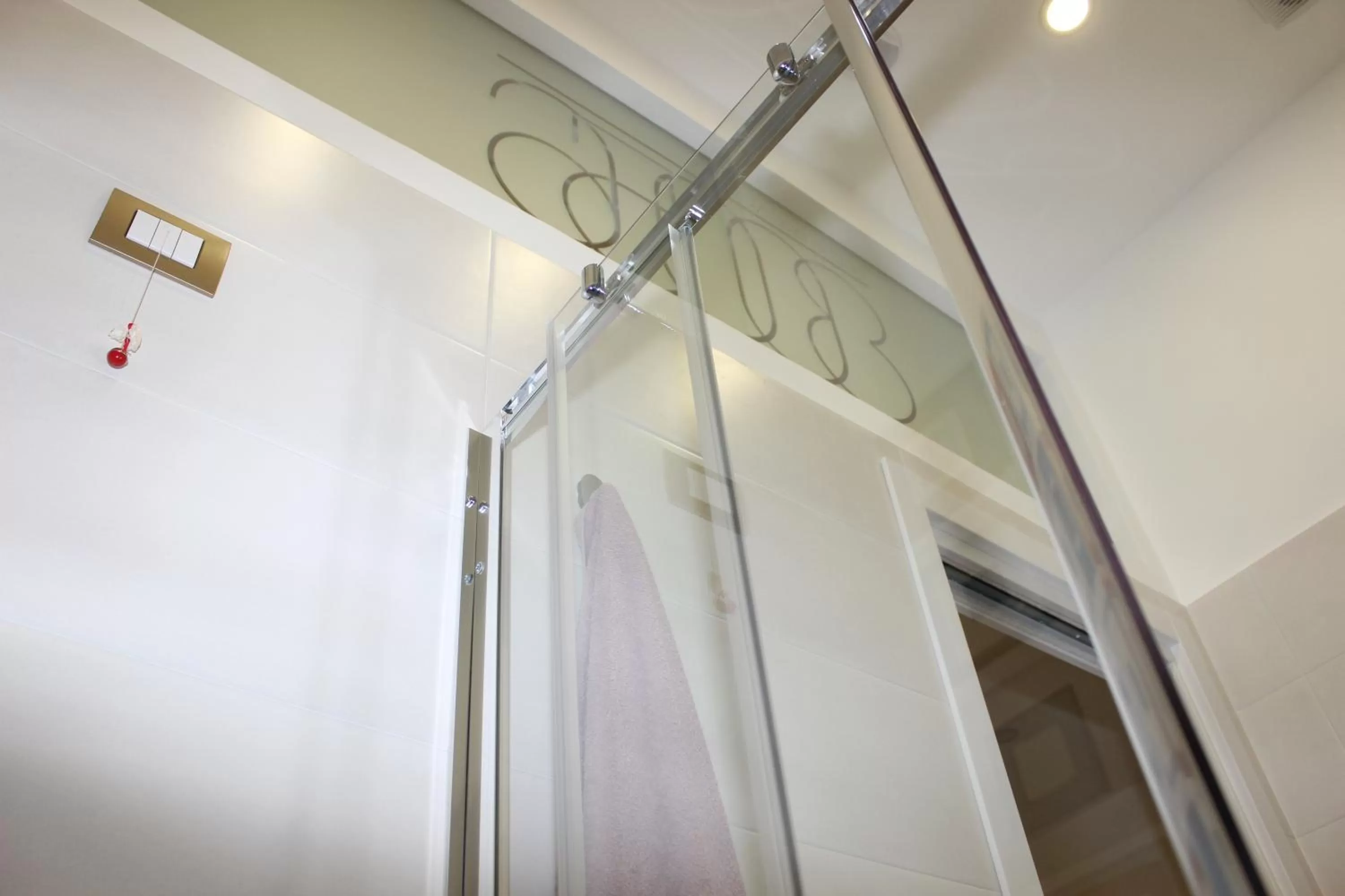 Bathroom in B&B 80056 Ercolano