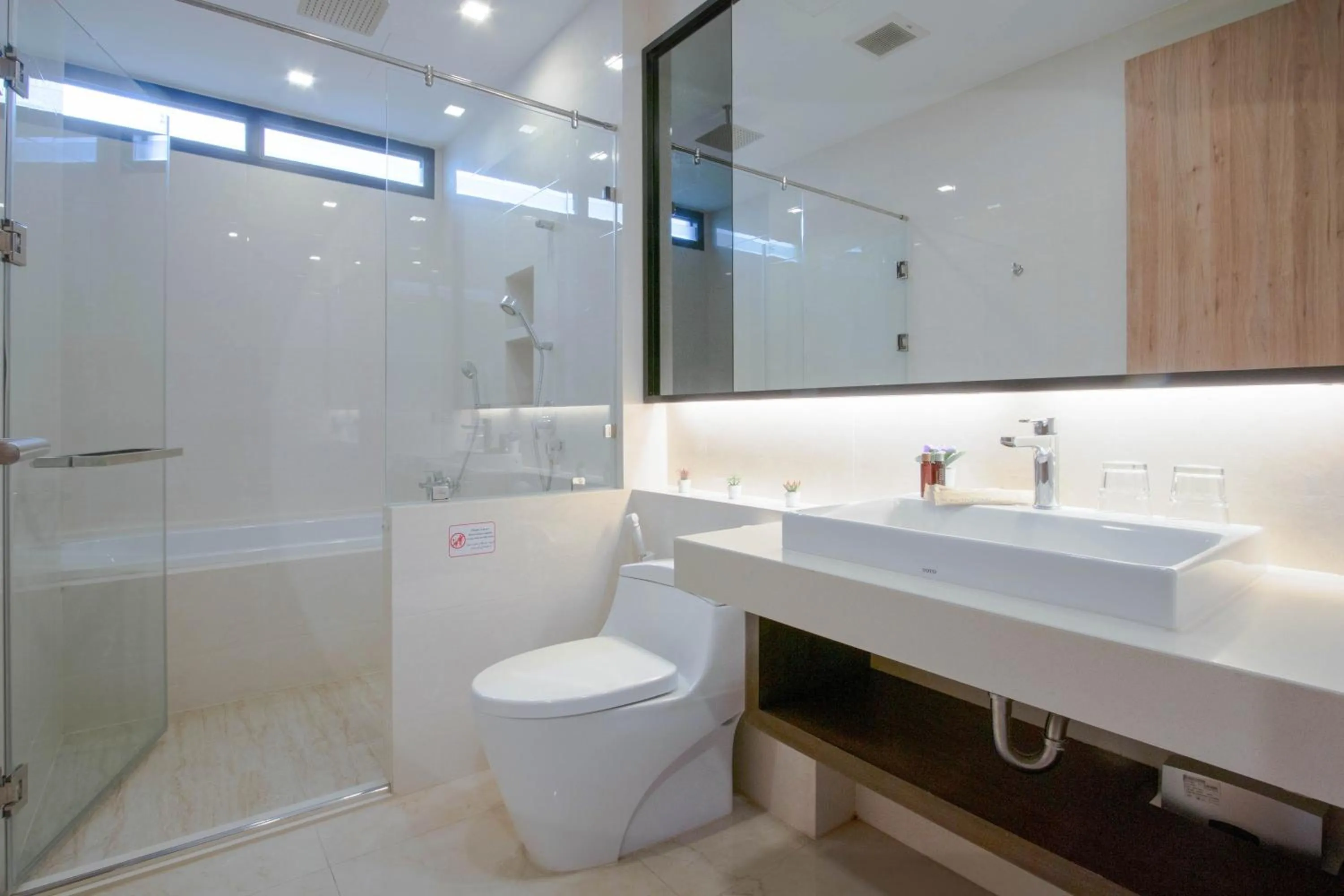 Shower in Kepler Residence Bangkok