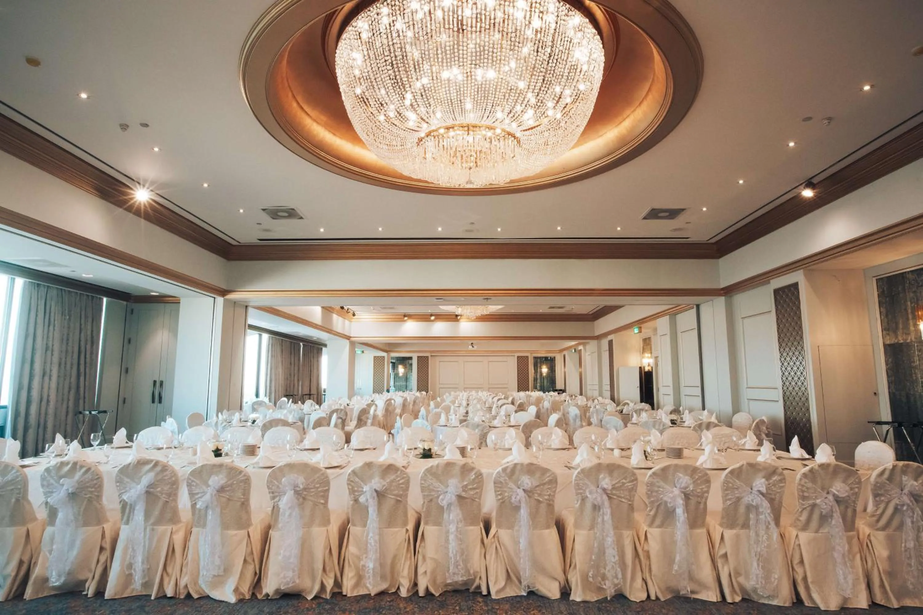 Meeting/conference room in Radisson Blu Hotel, Dubai Deira Creek