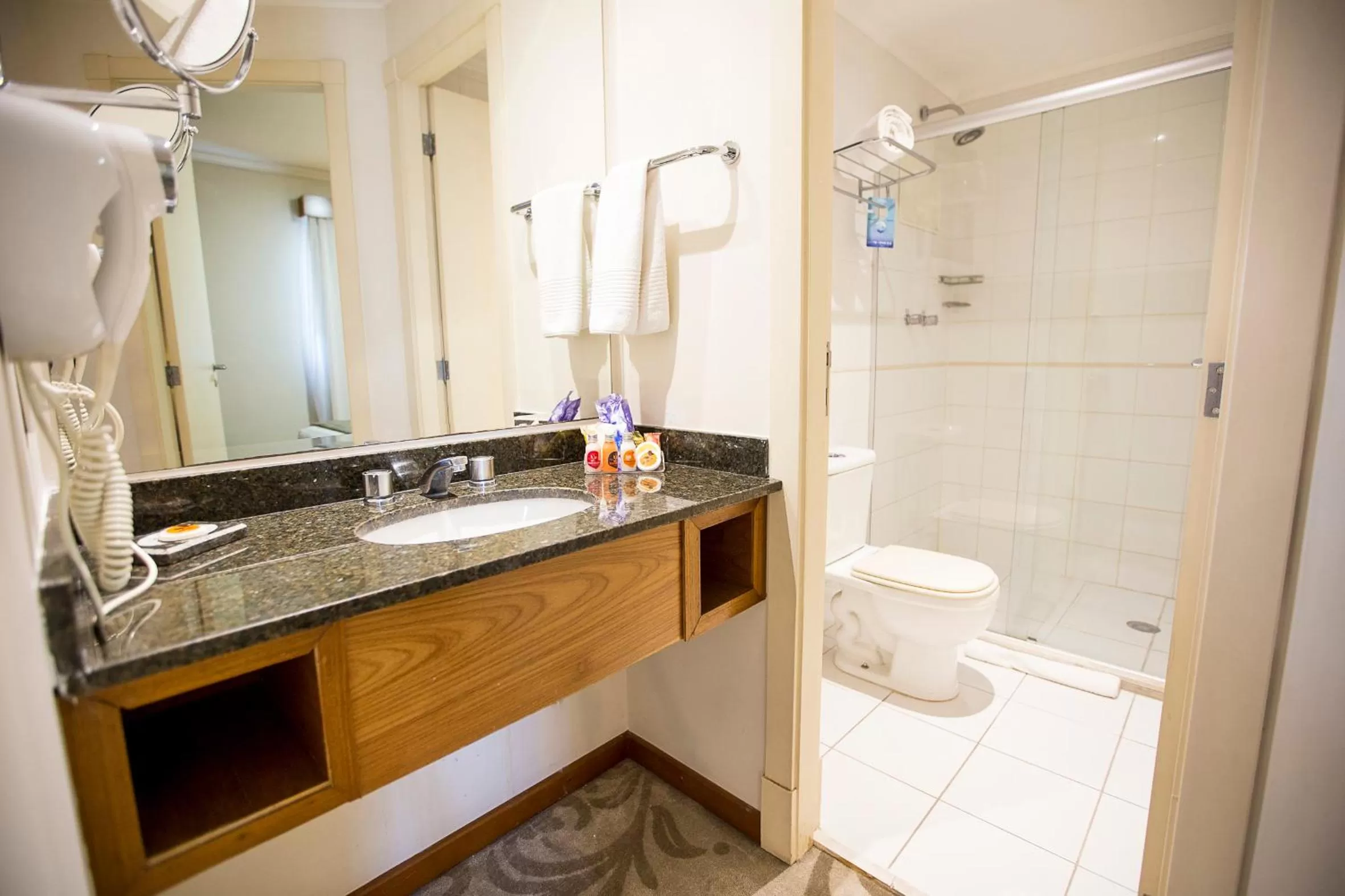 Bathroom in Quality Suites Vila Olimpia