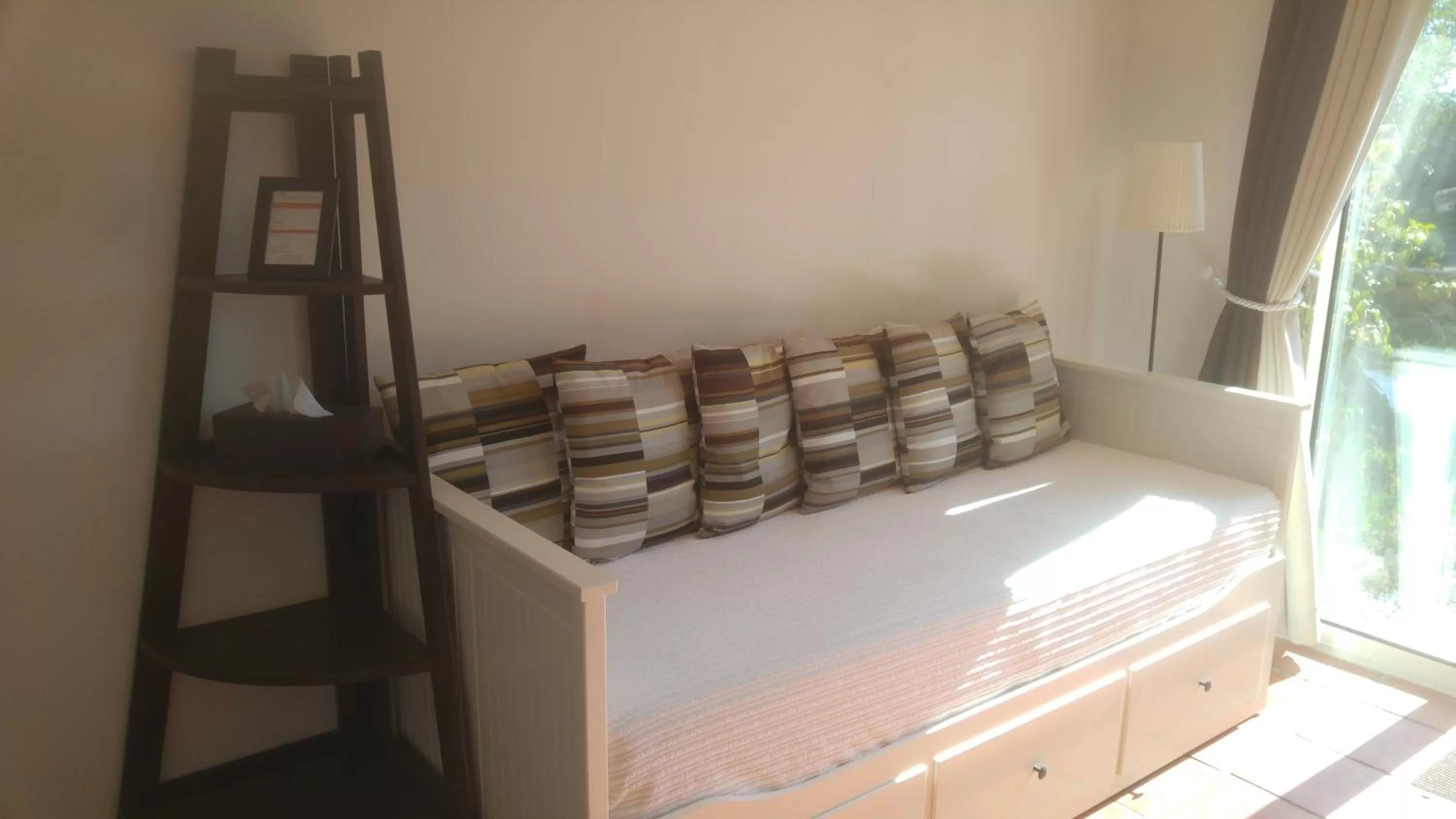 Living room, Bed in Le Moulin de Varrians