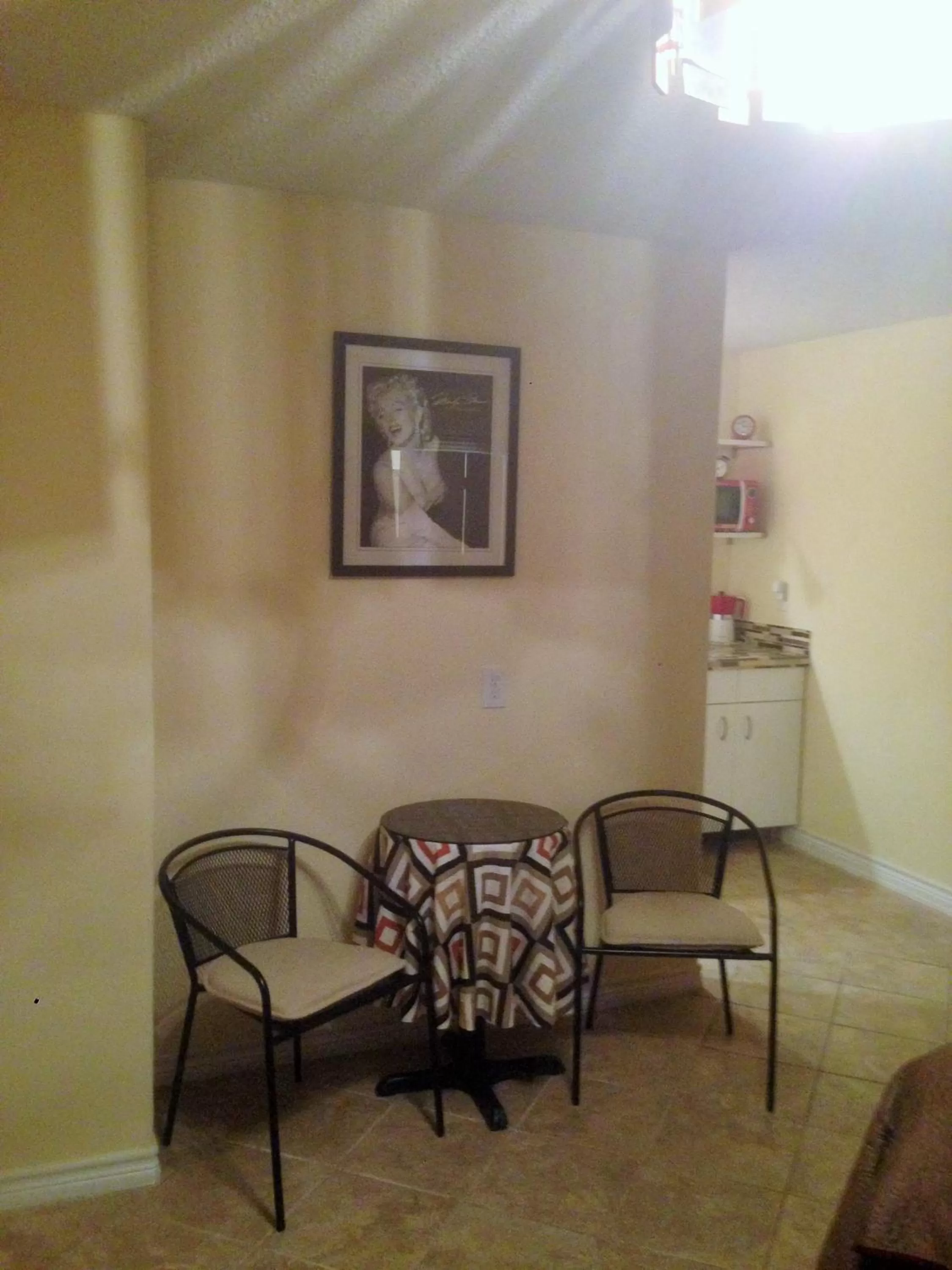 Bedroom in Capri Beach Hotel