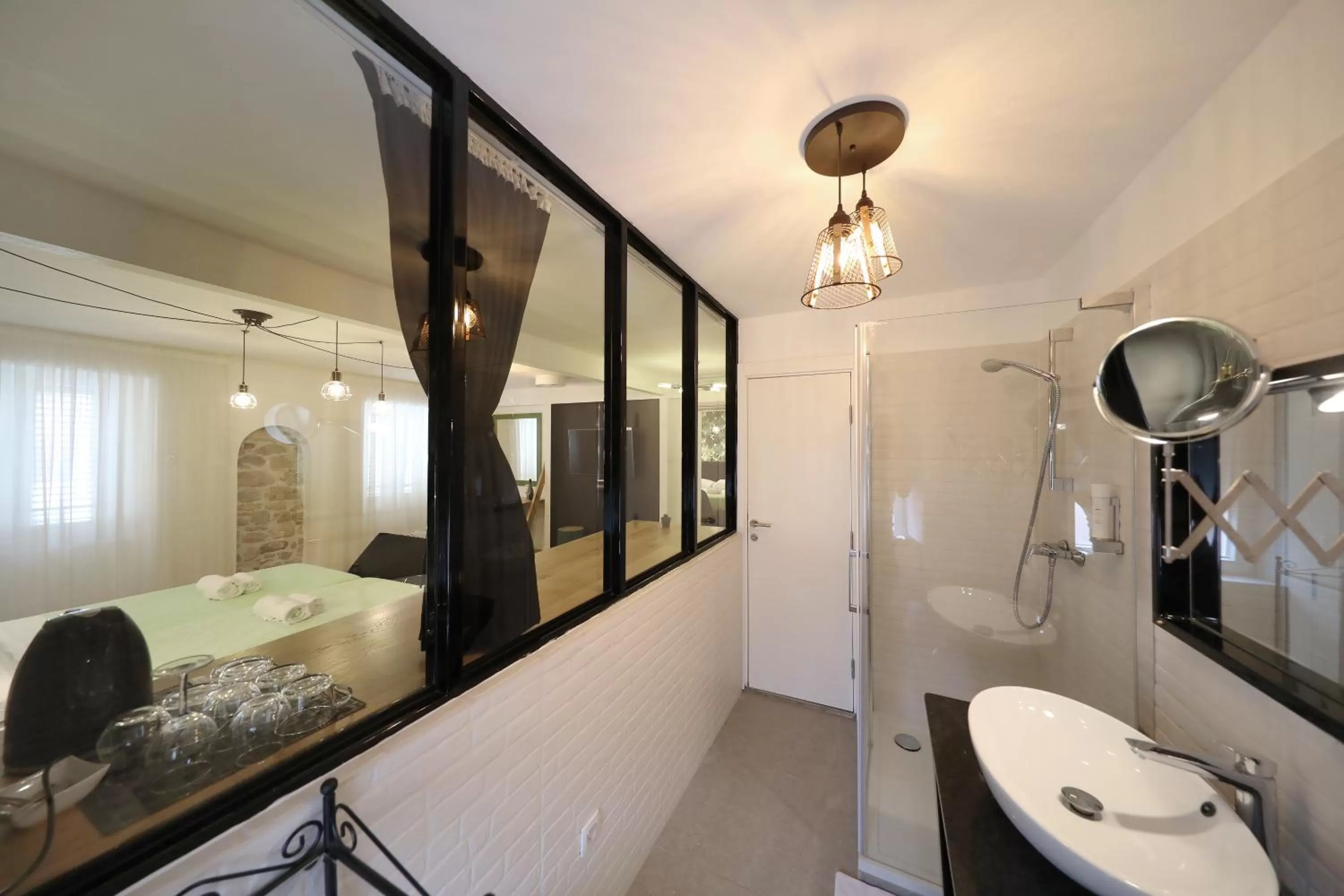 Shower in Central Apartments Integrated Hotel