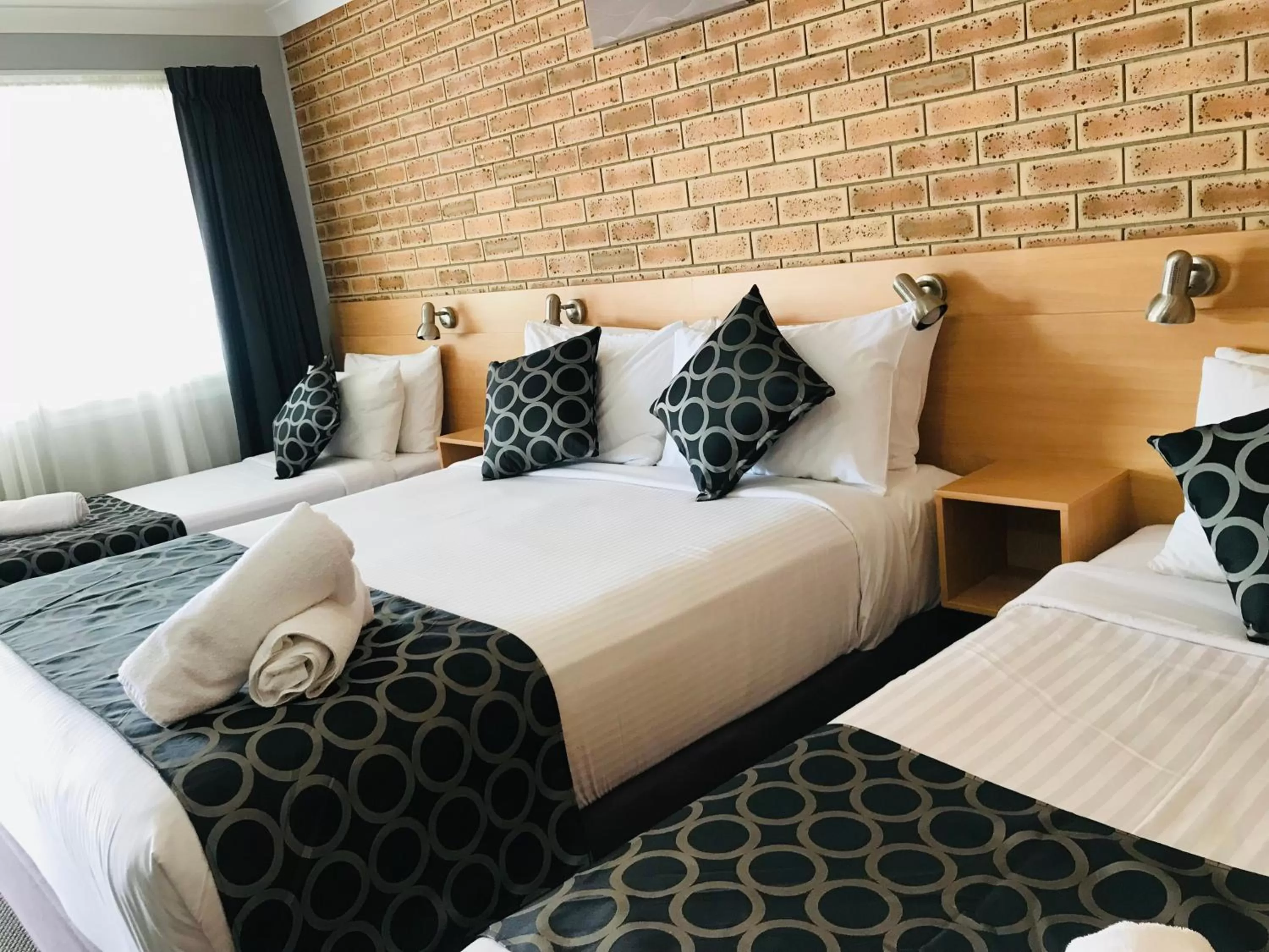 Bed in Jumbuck Motor Inn