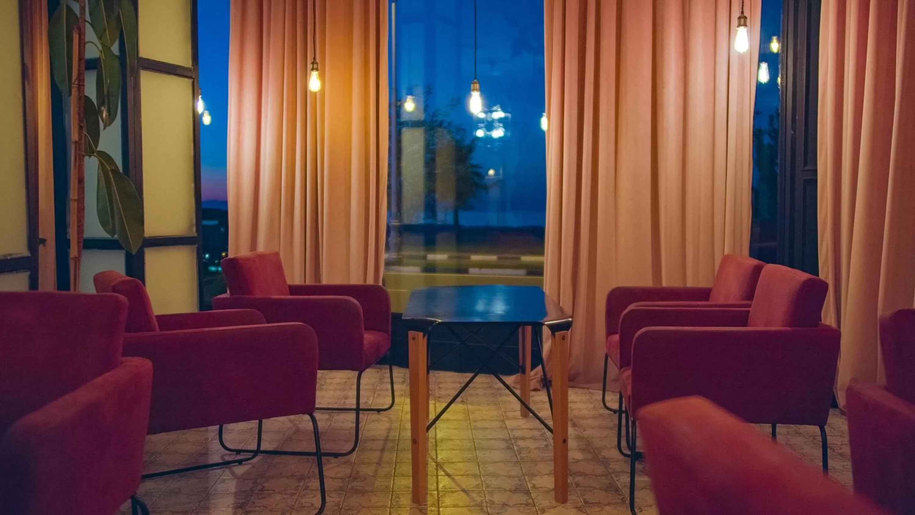 Communal lounge/ TV room in Boulevardside