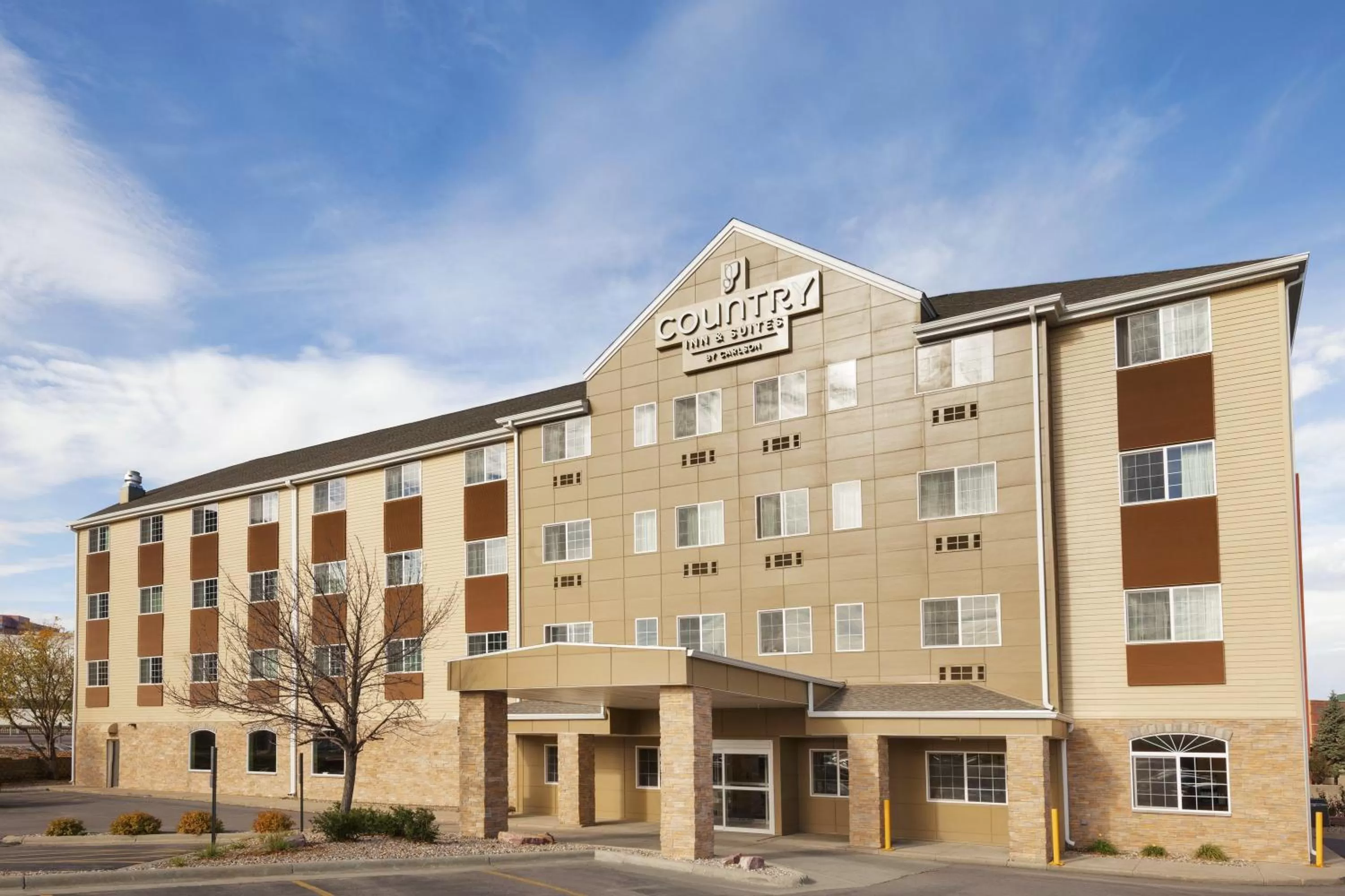 Facade/entrance in Country Inn & Suites by Radisson, Sioux Falls, SD