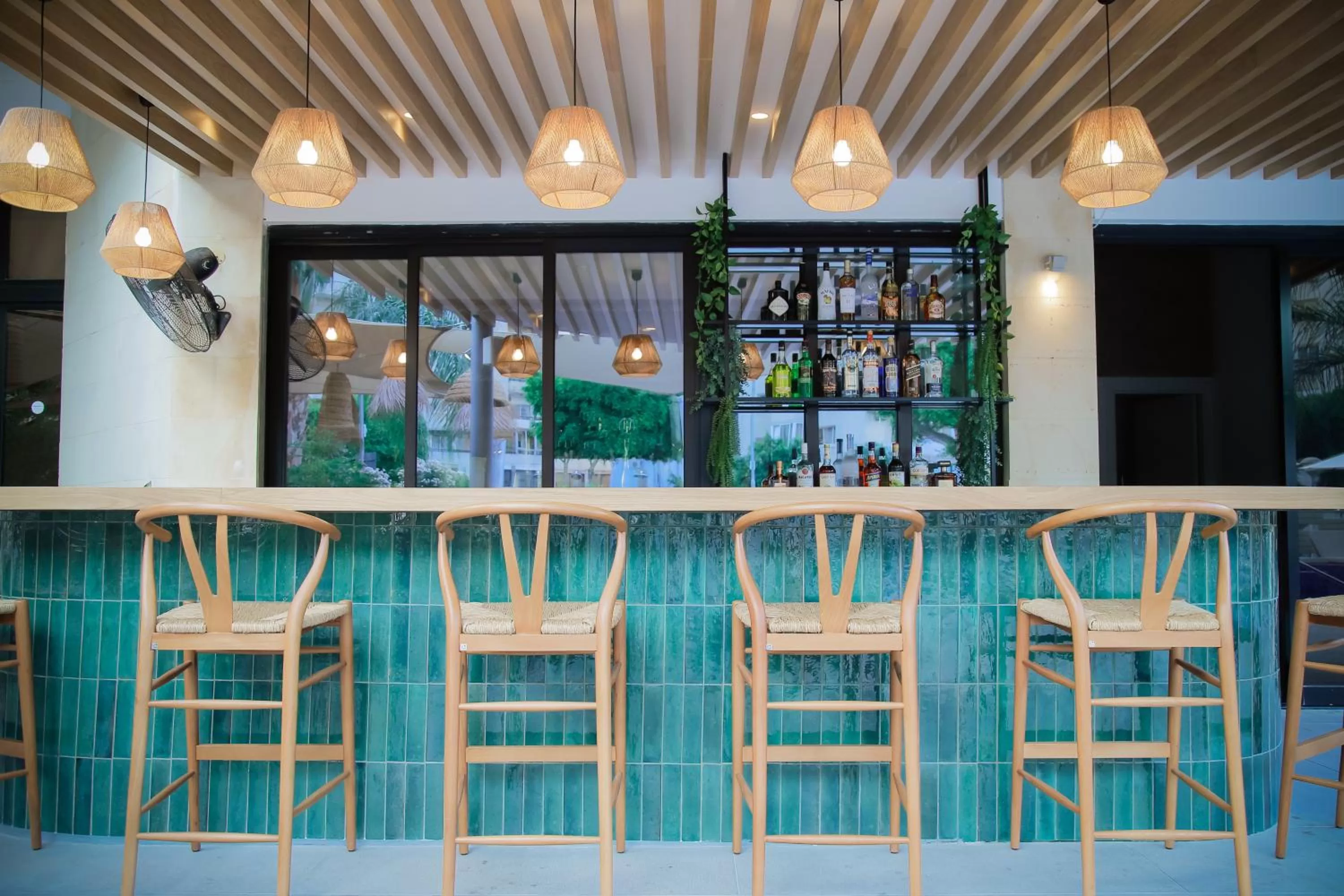 Restaurant/places to eat in Odysseia Hotel Kapetanios