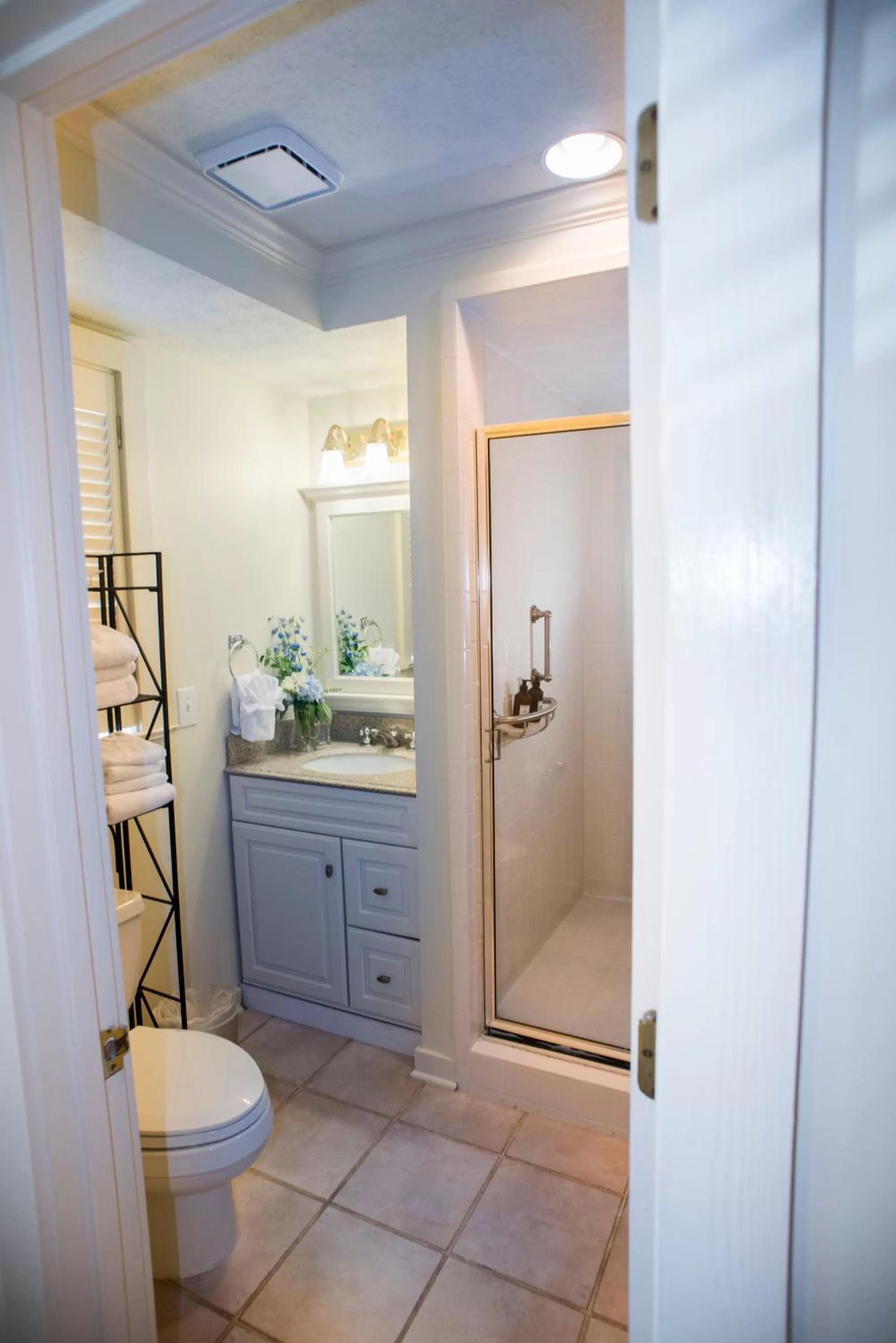 Bathroom in Fairview Inn