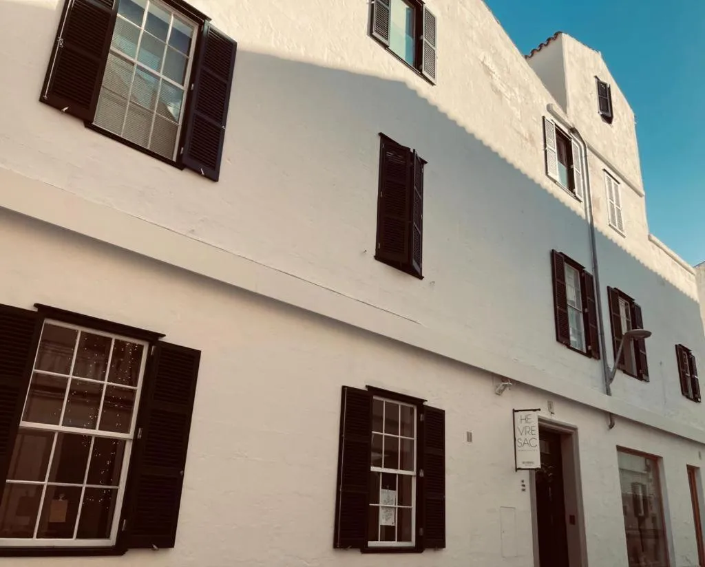 Property building in Hotel Hevresac Singular & Small