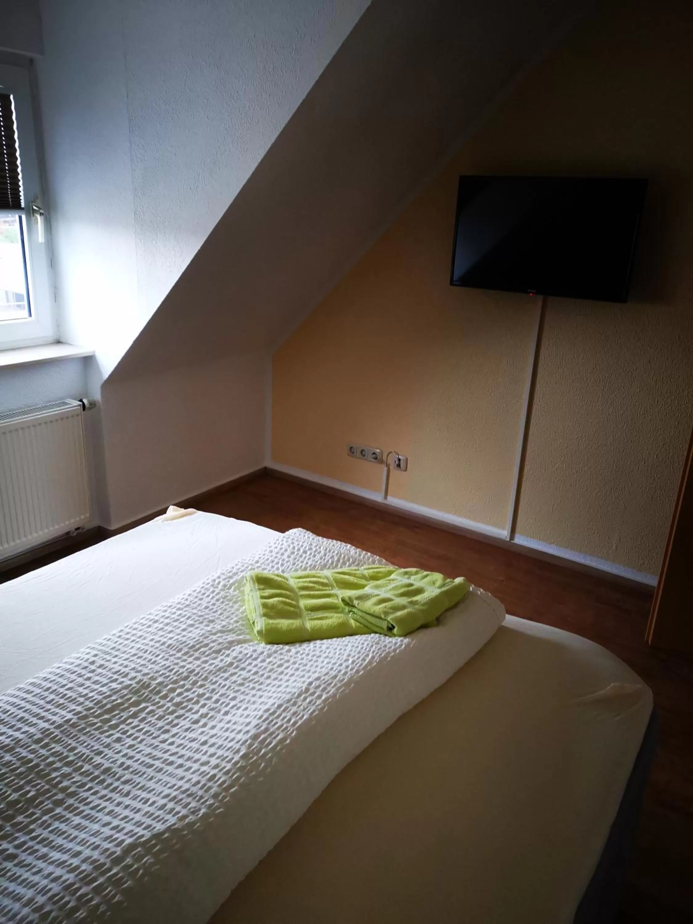 Bedroom, Bed in Pension Kuehnauer Hof