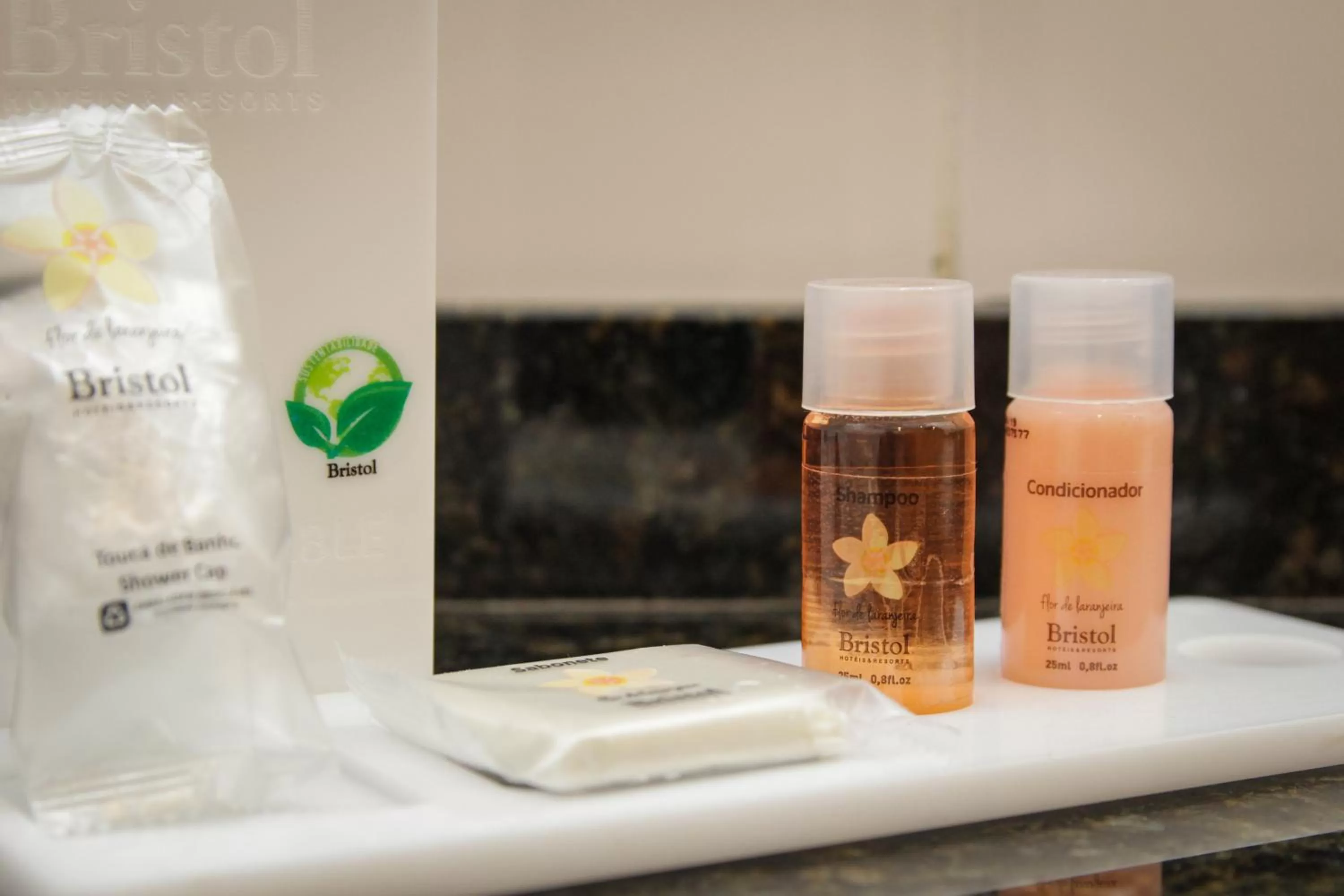 Bathroom in Bristol Centro Civico Curitiba