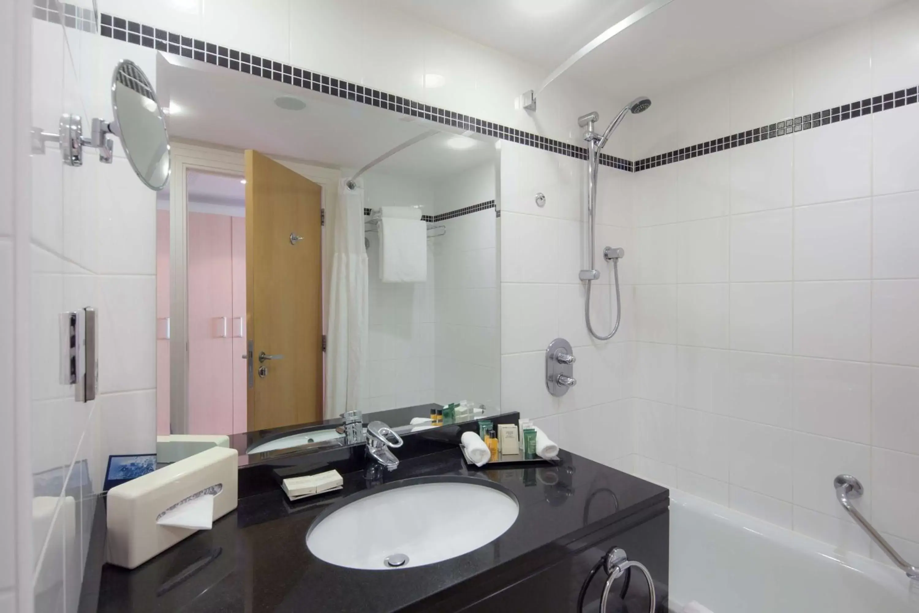 King Room with two single sofa beds in Hilton Dublin Airport King Room with two single sofa beds in Hilton Dublin Airport