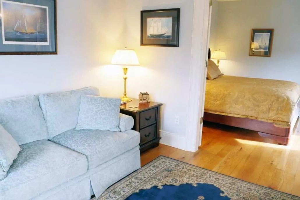 Seating Area in Compass Rose Inn