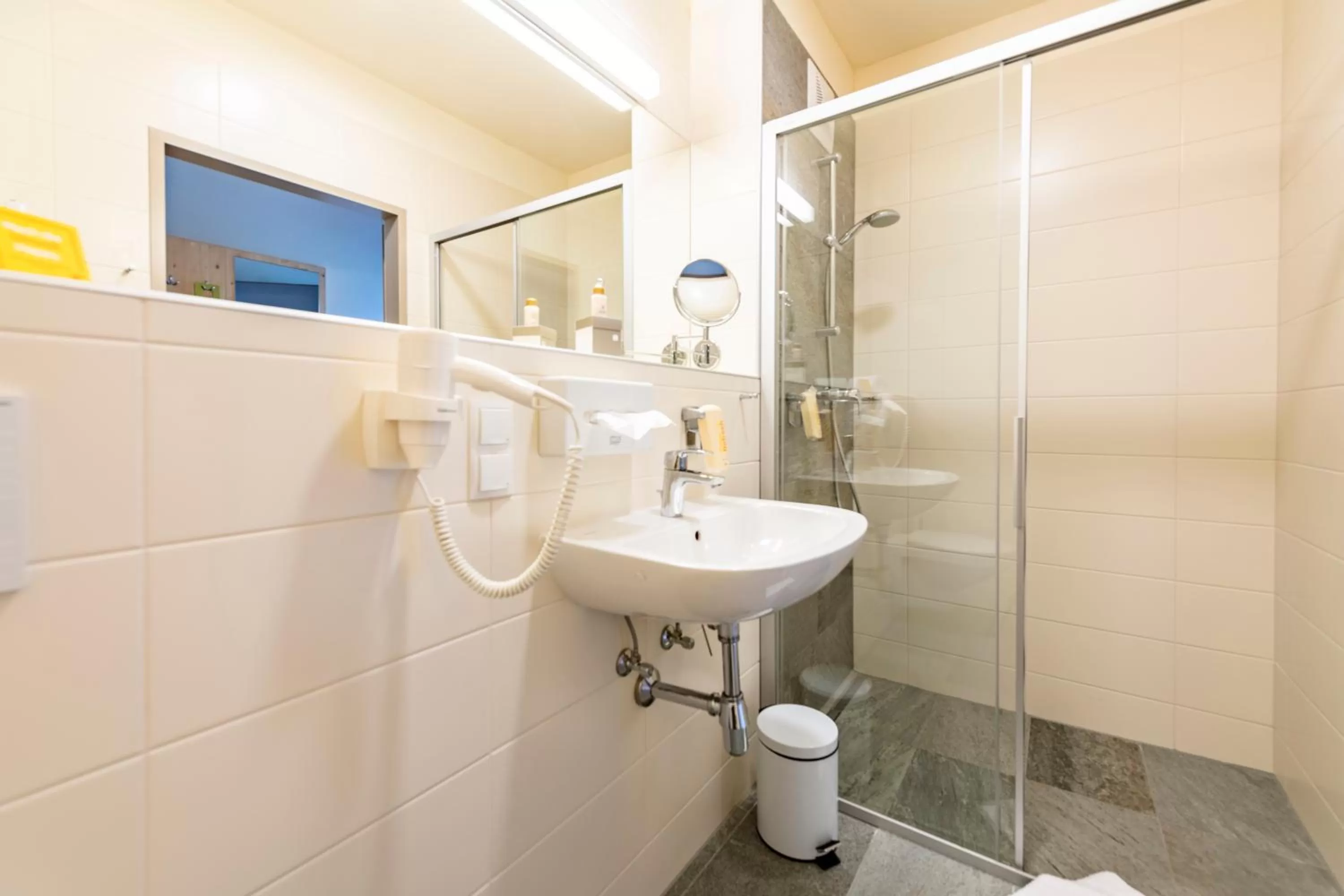 Shower in JUFA Hotel Maria Lankowitz