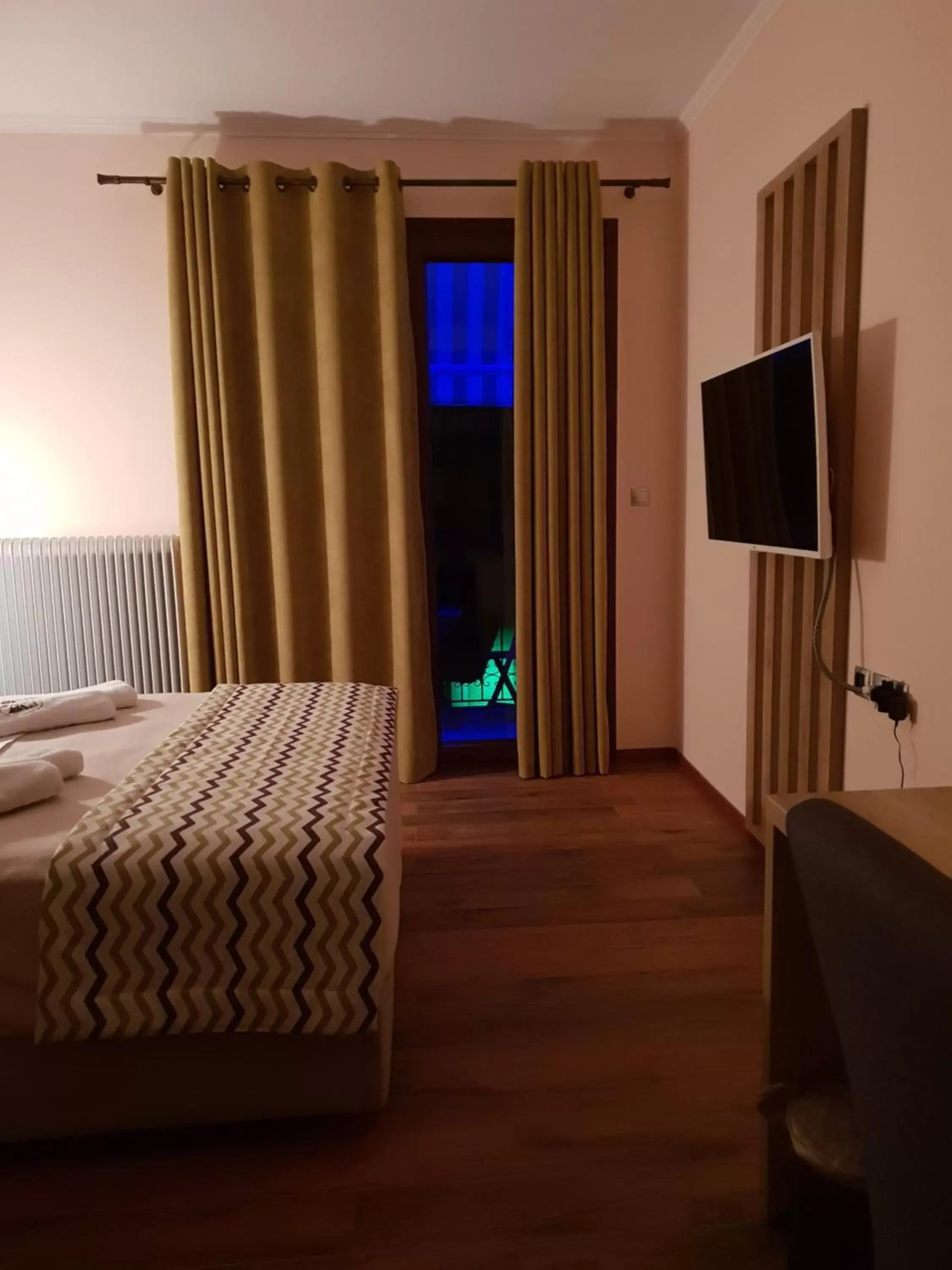 Superior Suite in Mondeus Inn Luxury Superior Suite in Mondeus Inn Luxury