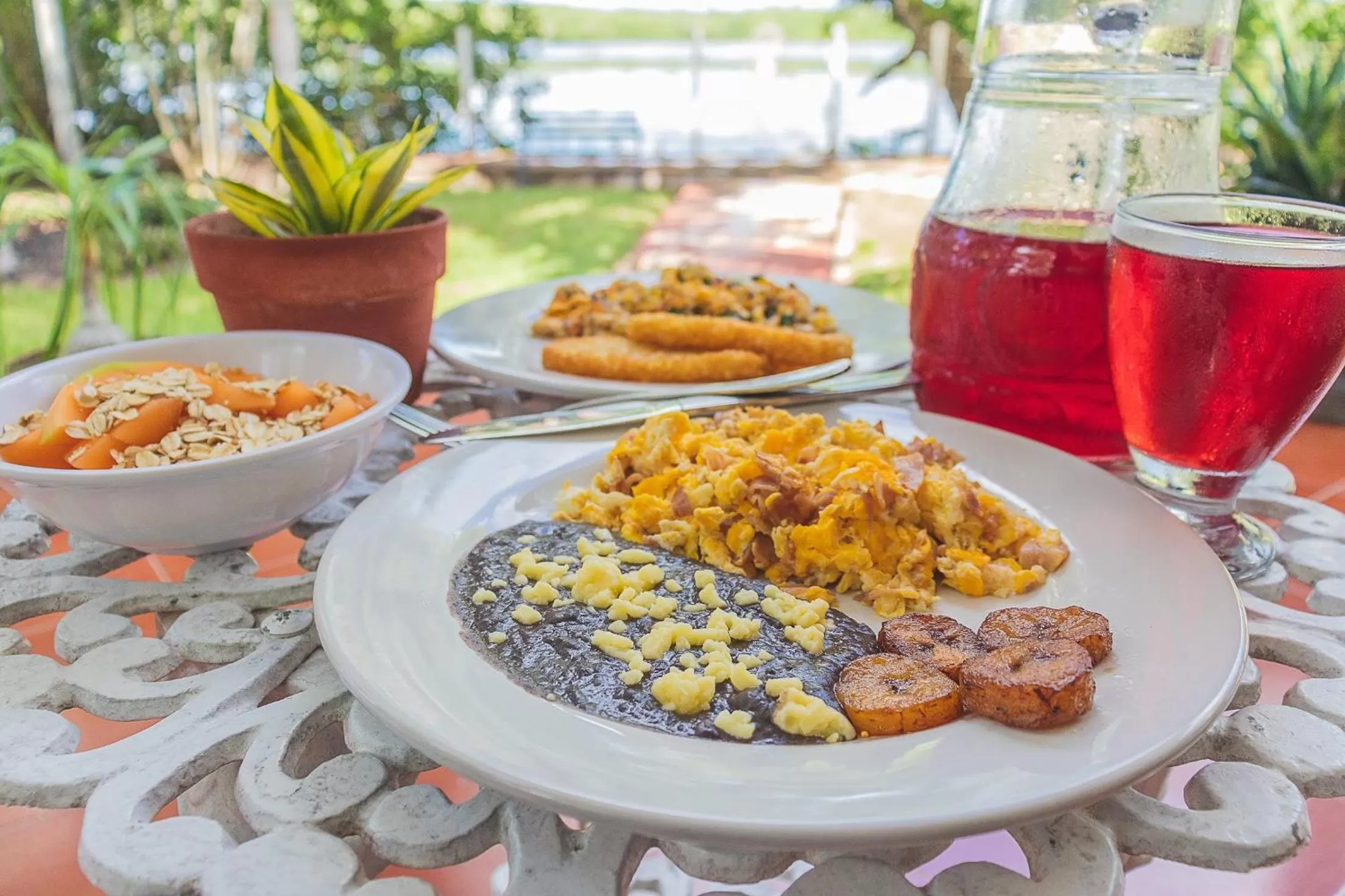 Breakfast in Hotel Lagoon - Pet Friendly