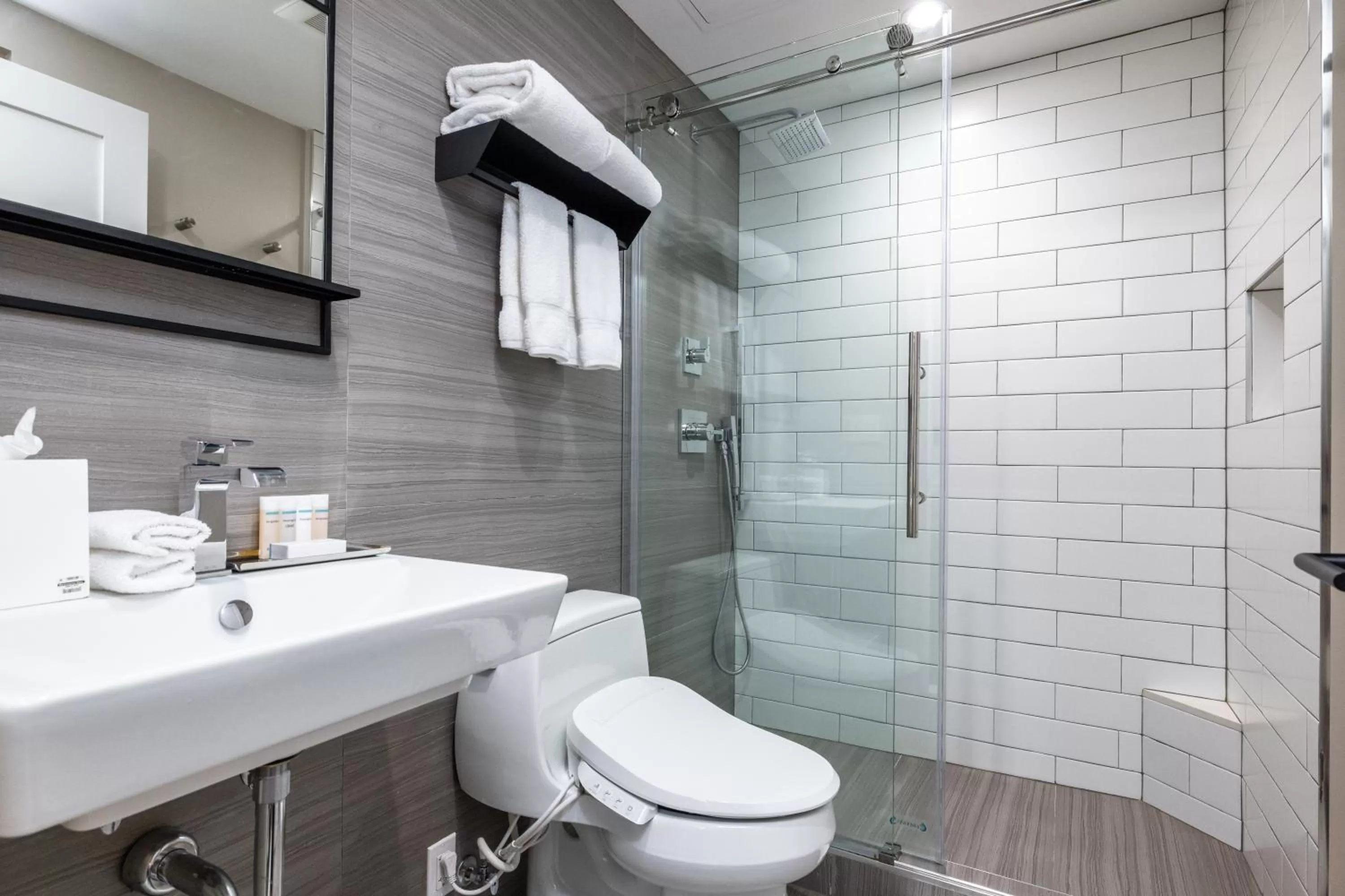 Bathroom in Infinity Hotel San Francisco, Tapestry Collection by Hilton