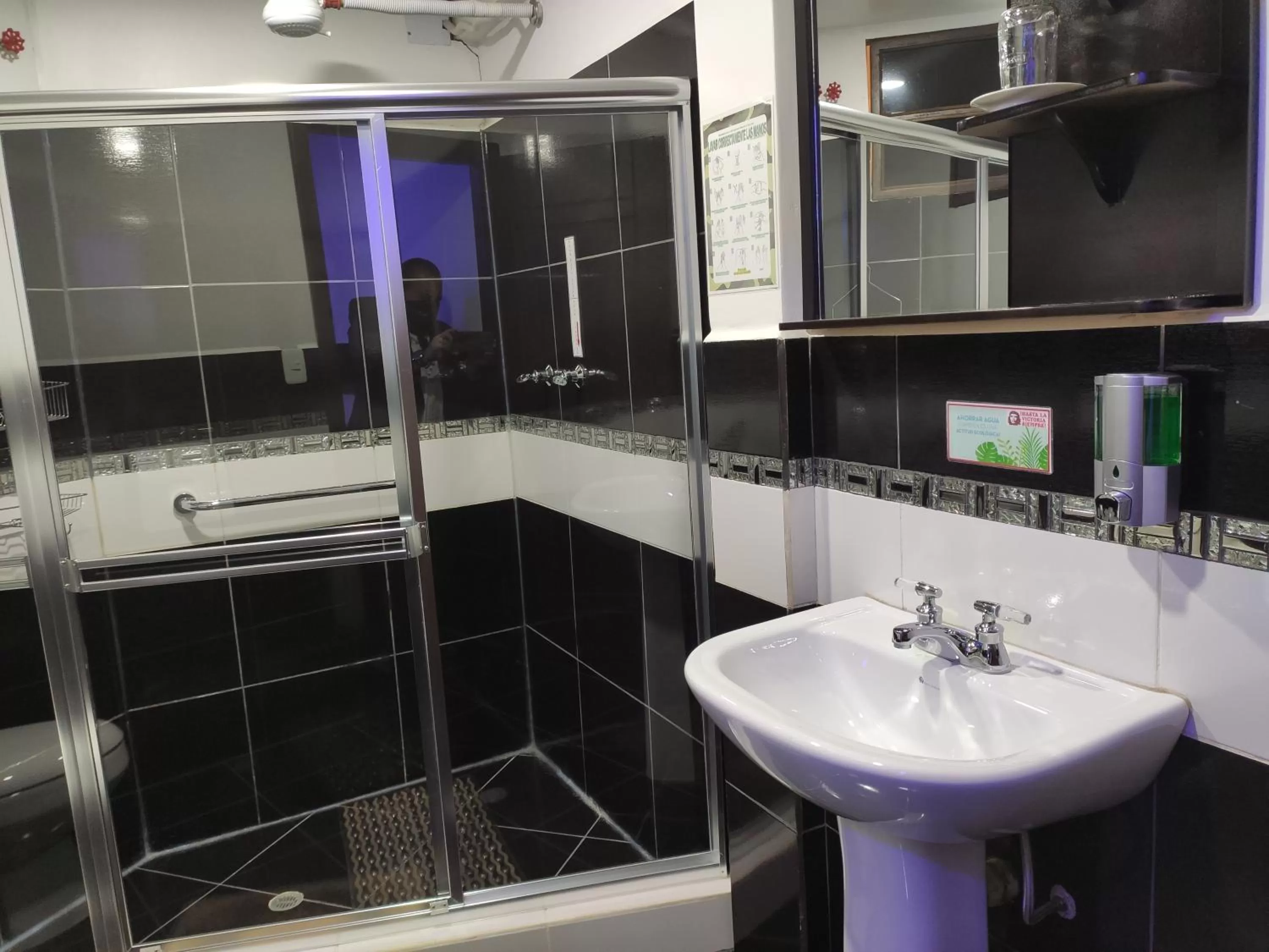 Hotel el Che No apto para corruptos