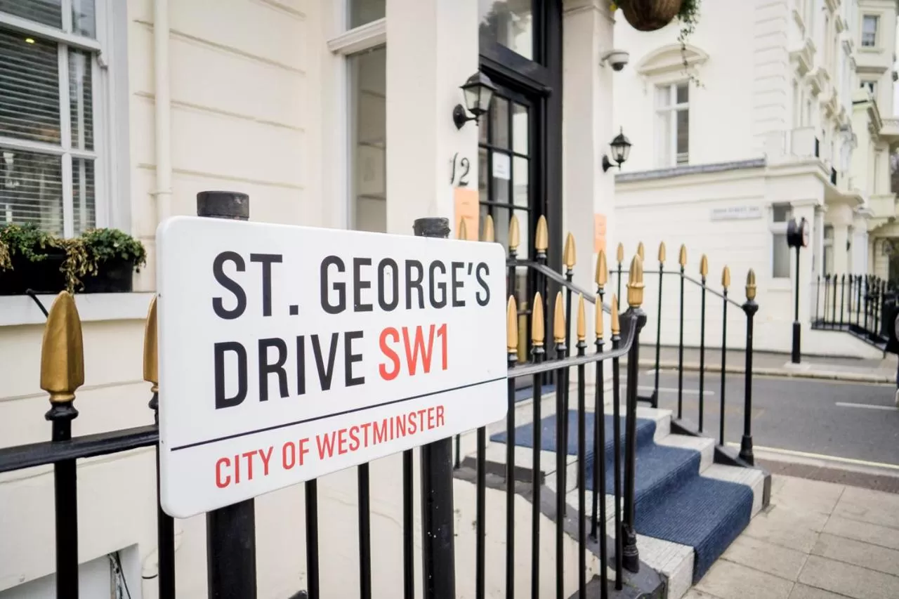 Neighbourhood in Best Western Buckingham Palace Rd