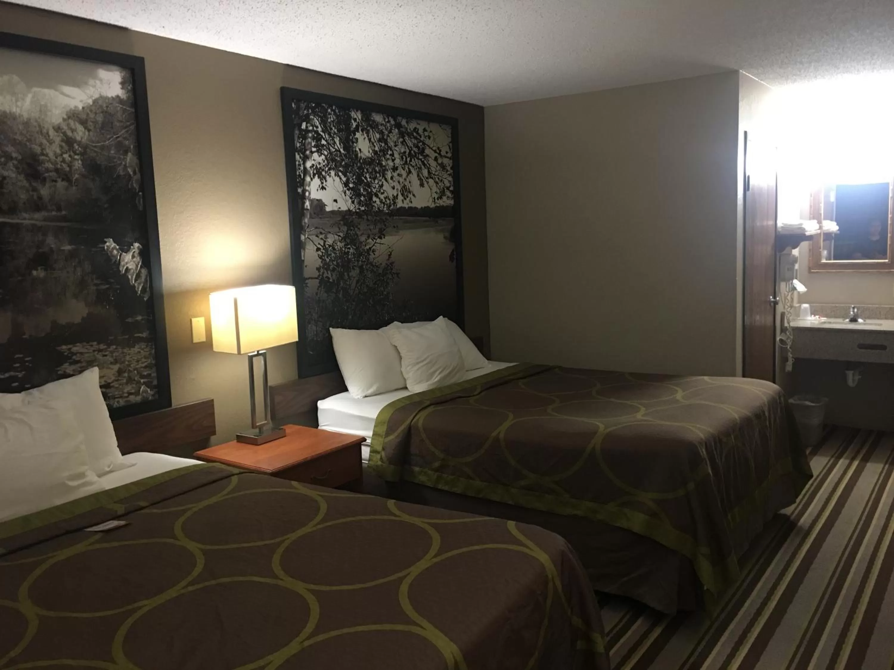 Bed in Super 8 by Wyndham Blue Earth