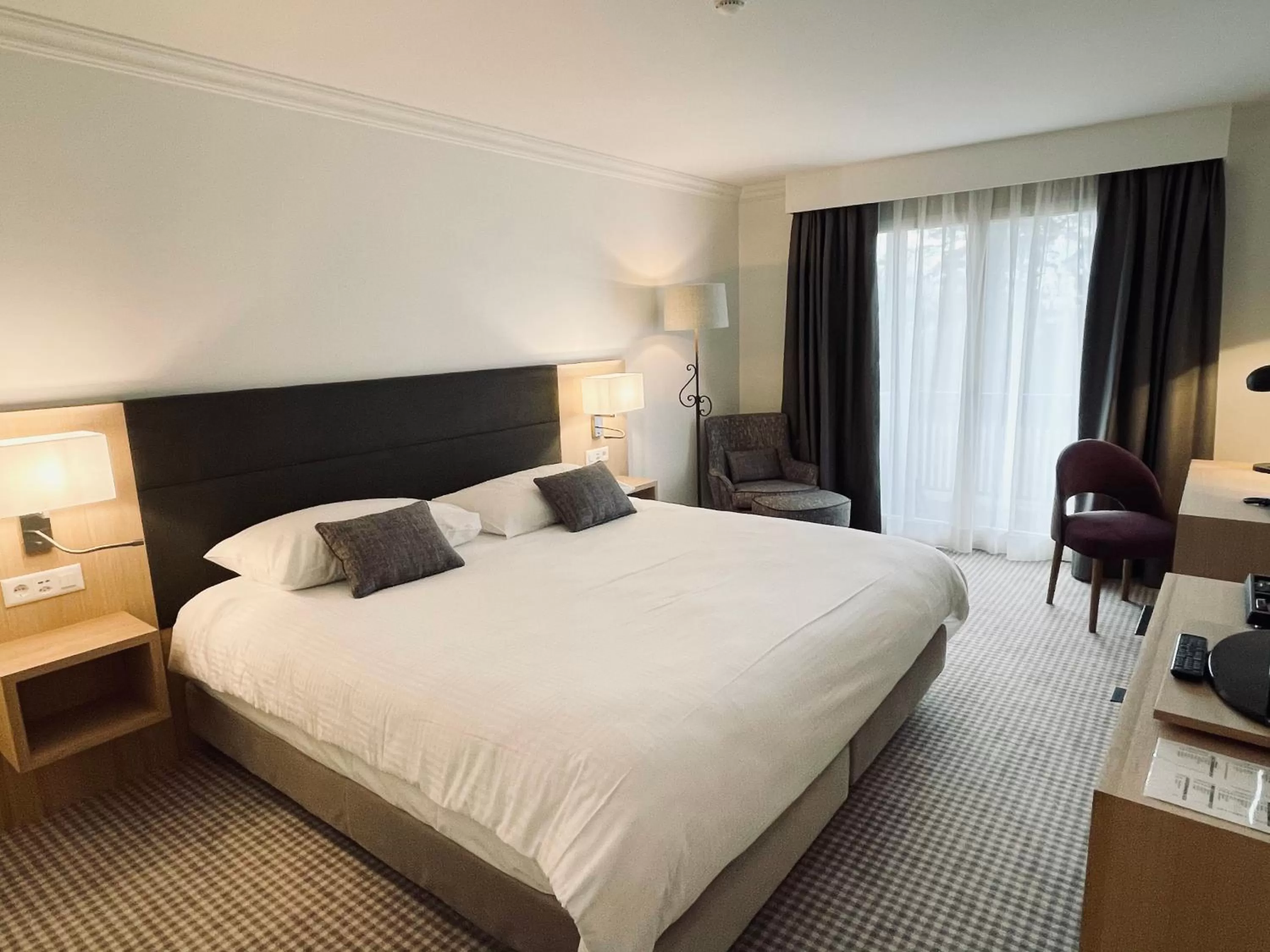 Single Room with Lake View in Hotel La Barcarolle