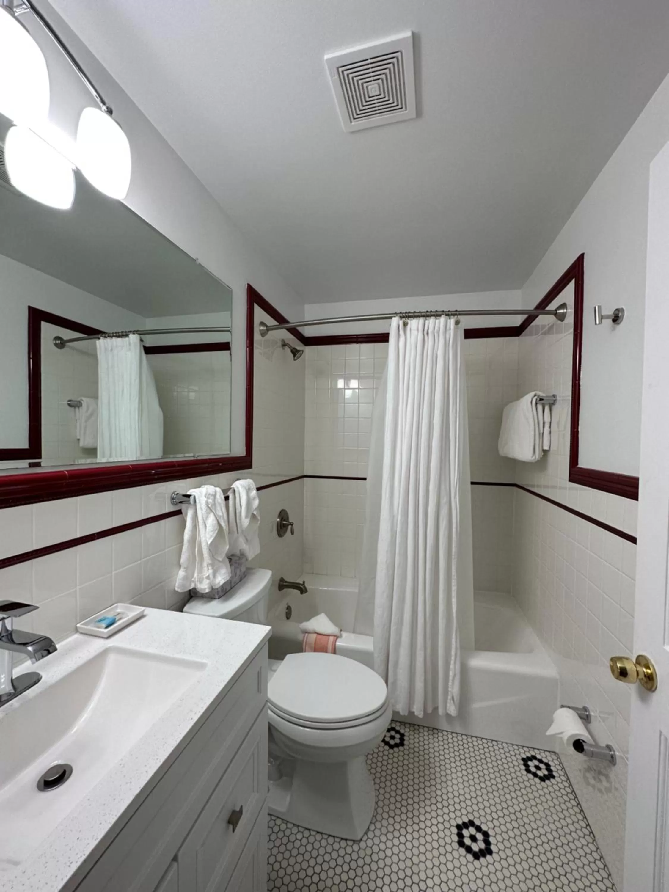 Bathroom in Elaine's Cape May Boutique Hotel