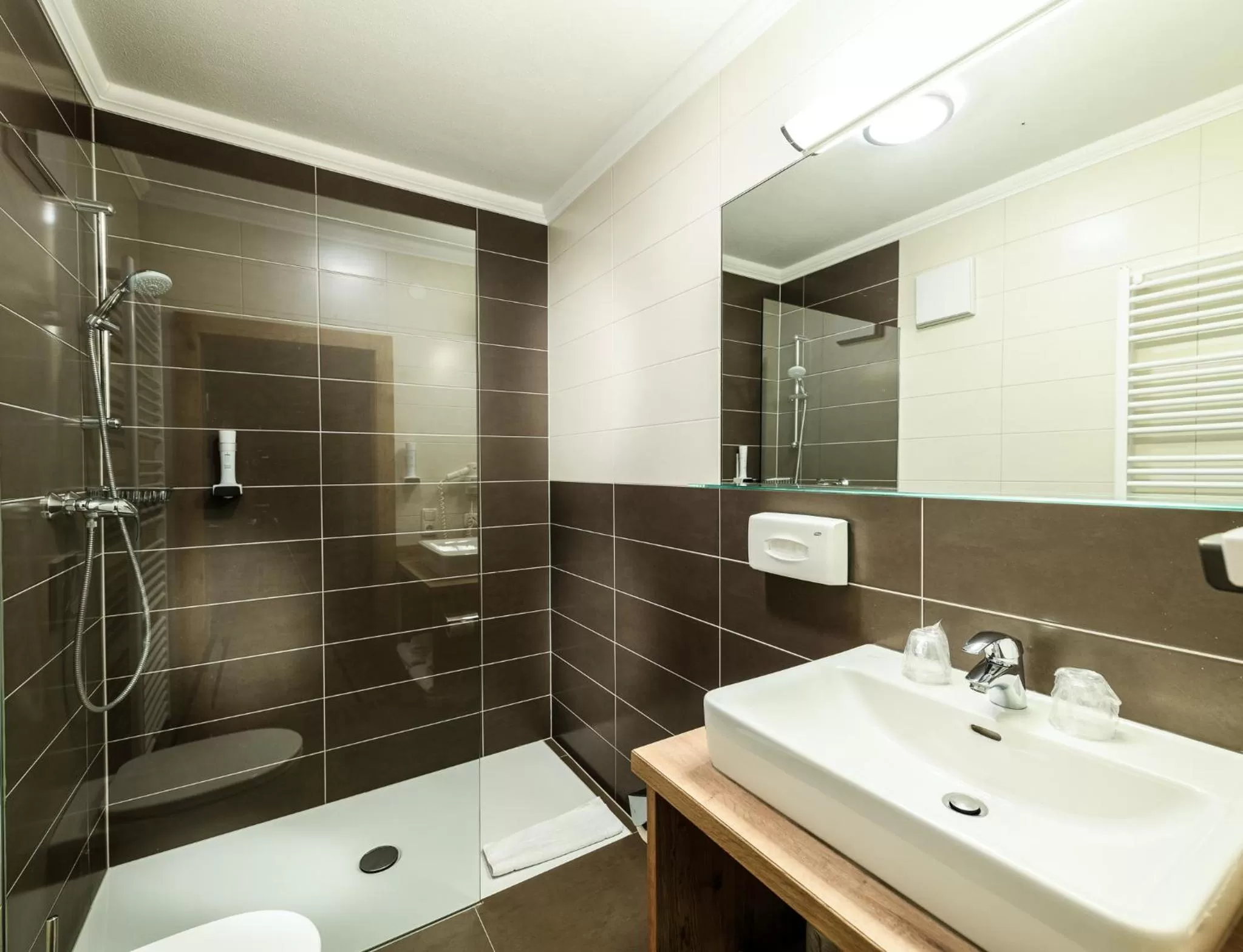 Decorative detail in Hotel Victoria