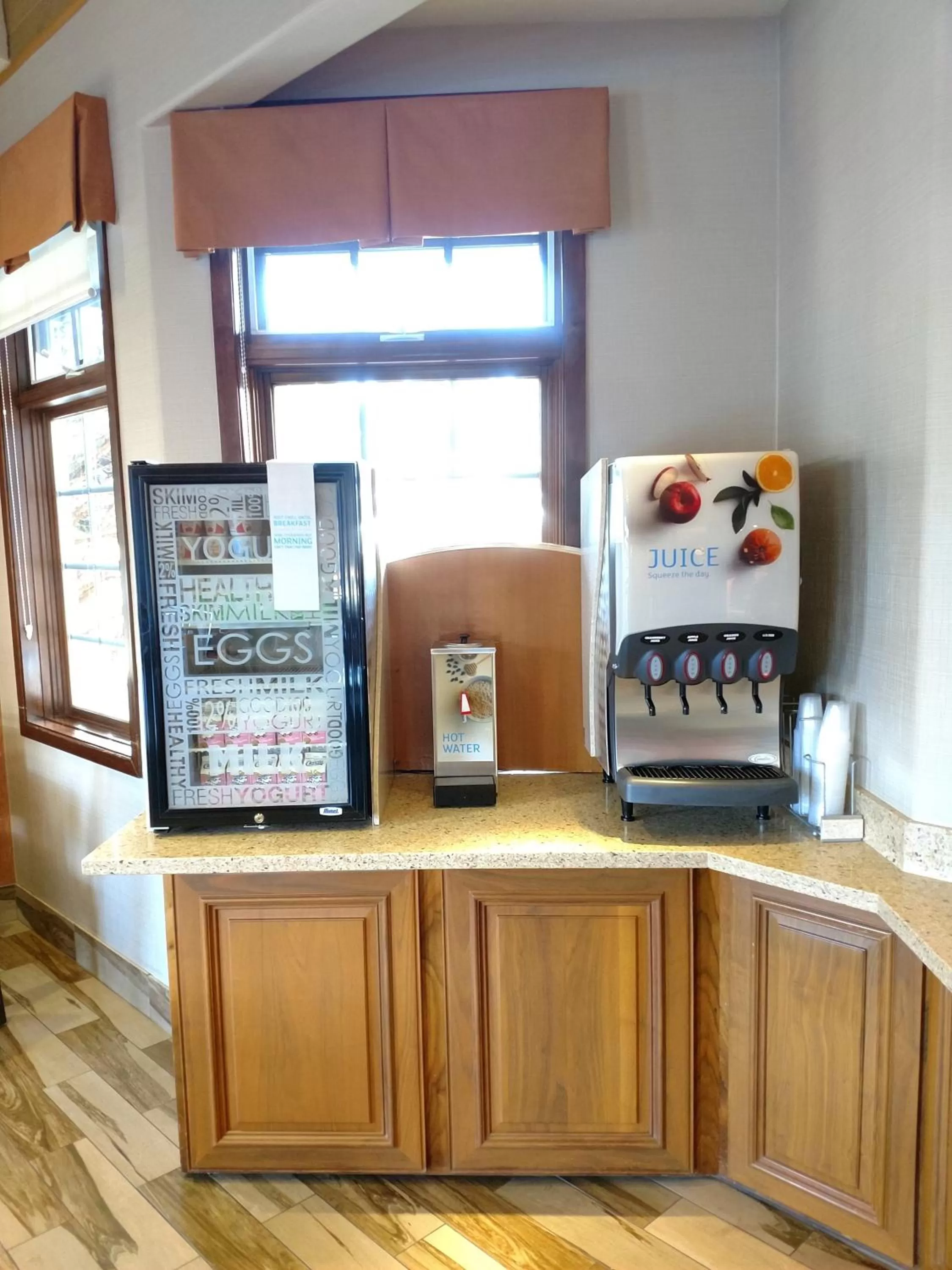 minibar in Holiday Inn Express South Lake Tahoe by IHG