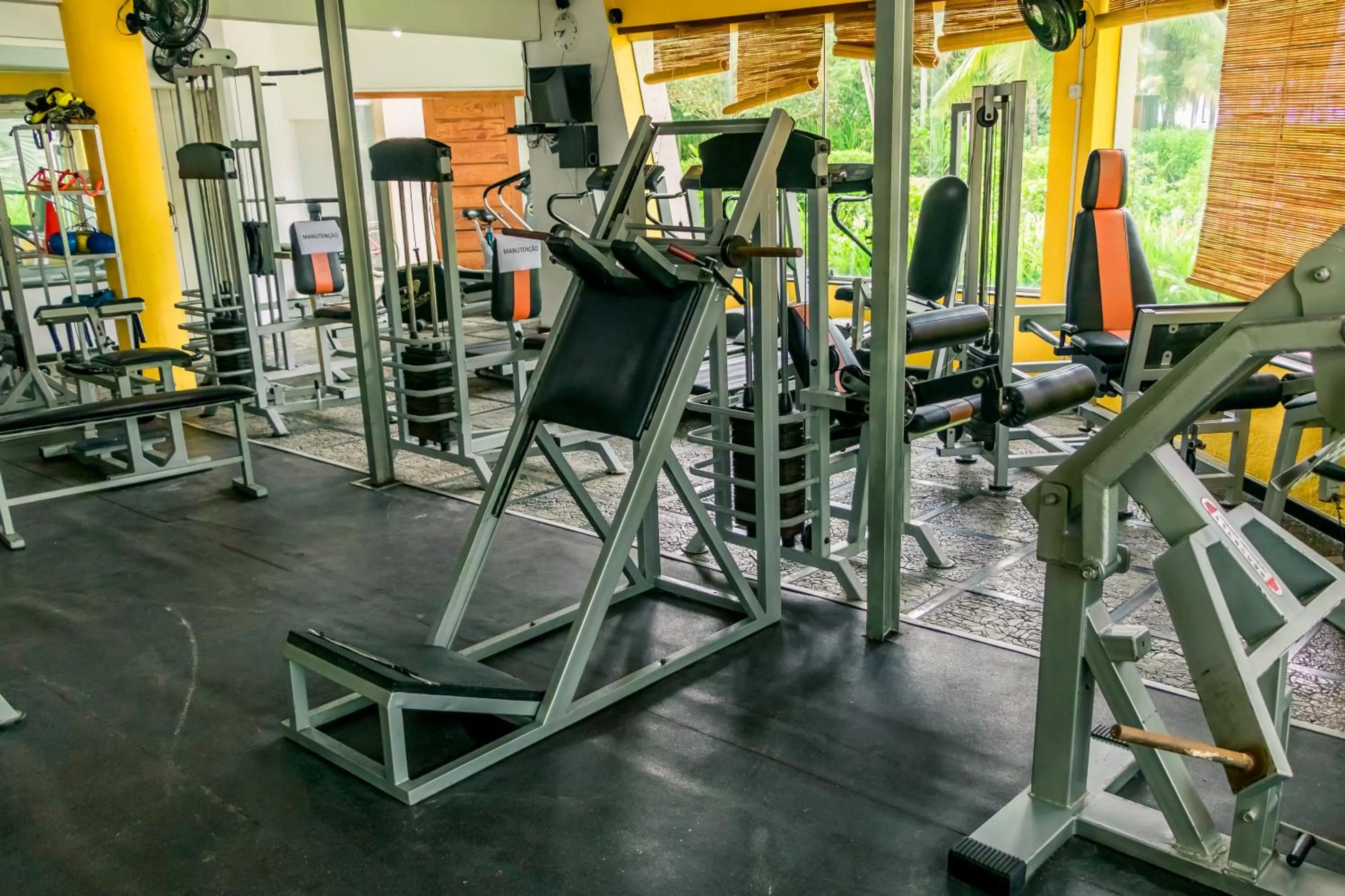 Fitness centre/facilities in Bosque do Porto Praia Hotel