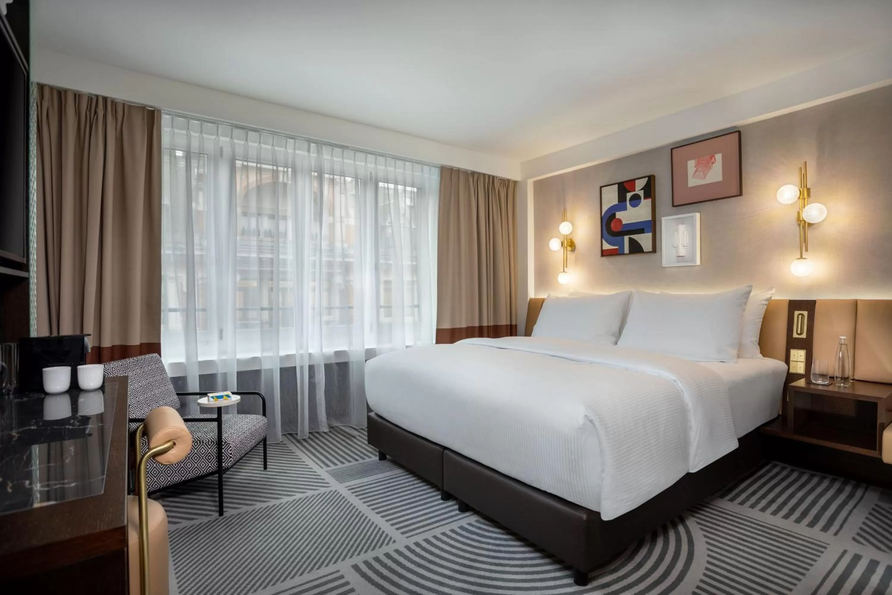 Superior King Room in Neues Schloss Privat Hotel Zurich, Autograph Collection