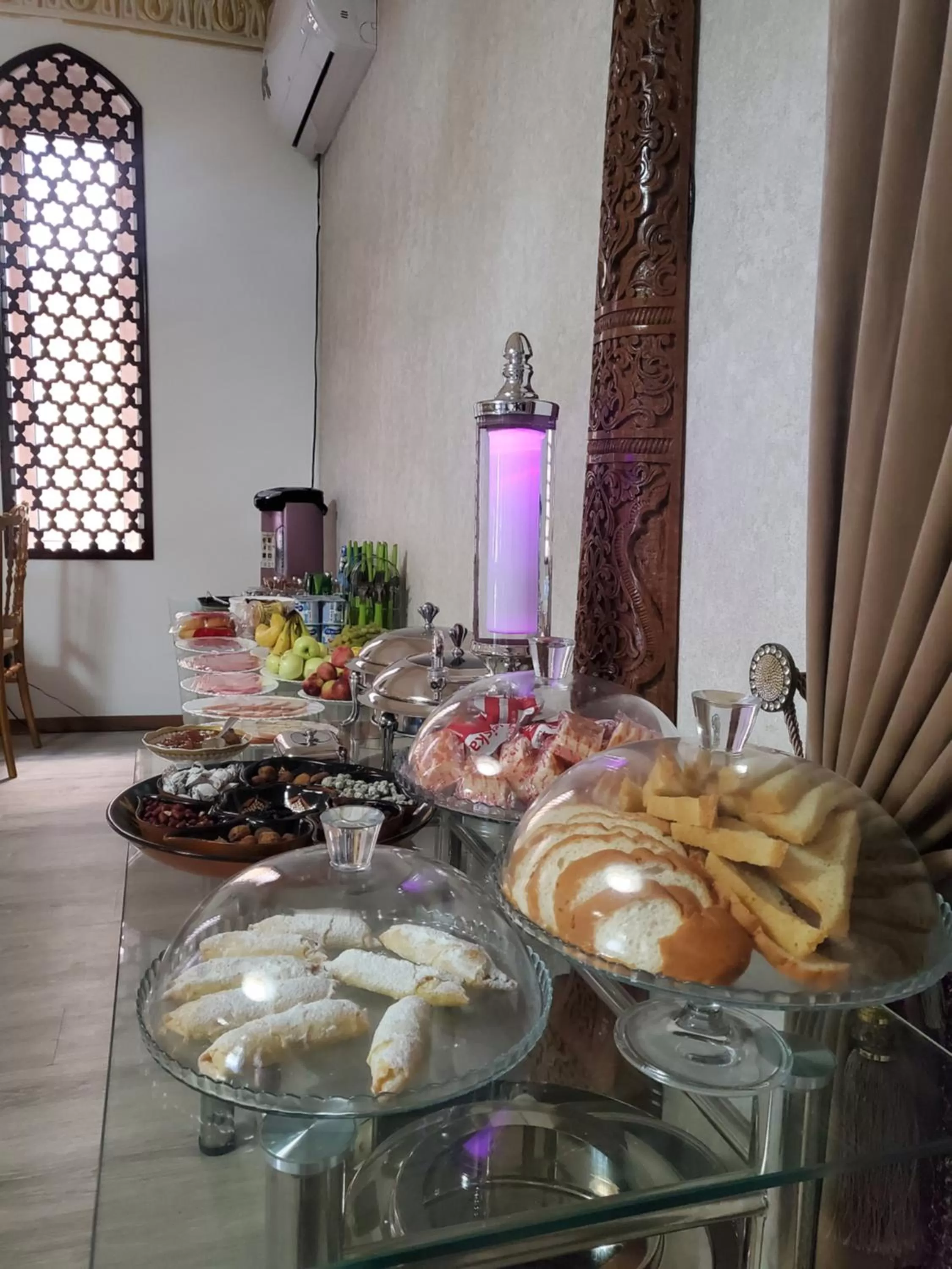 Breakfast in HOTEL UZBEGIM