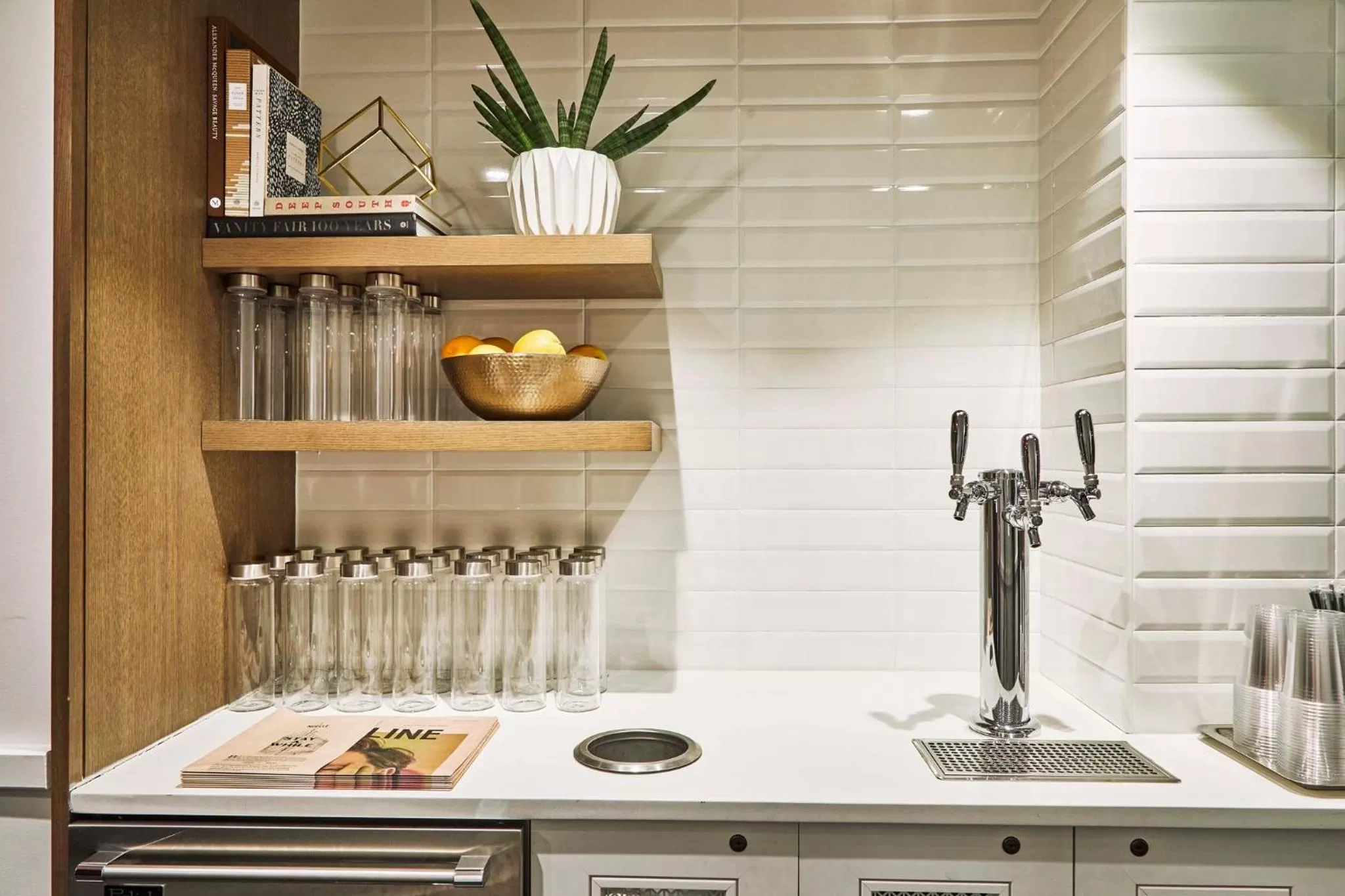 Decorative detail in Noelle