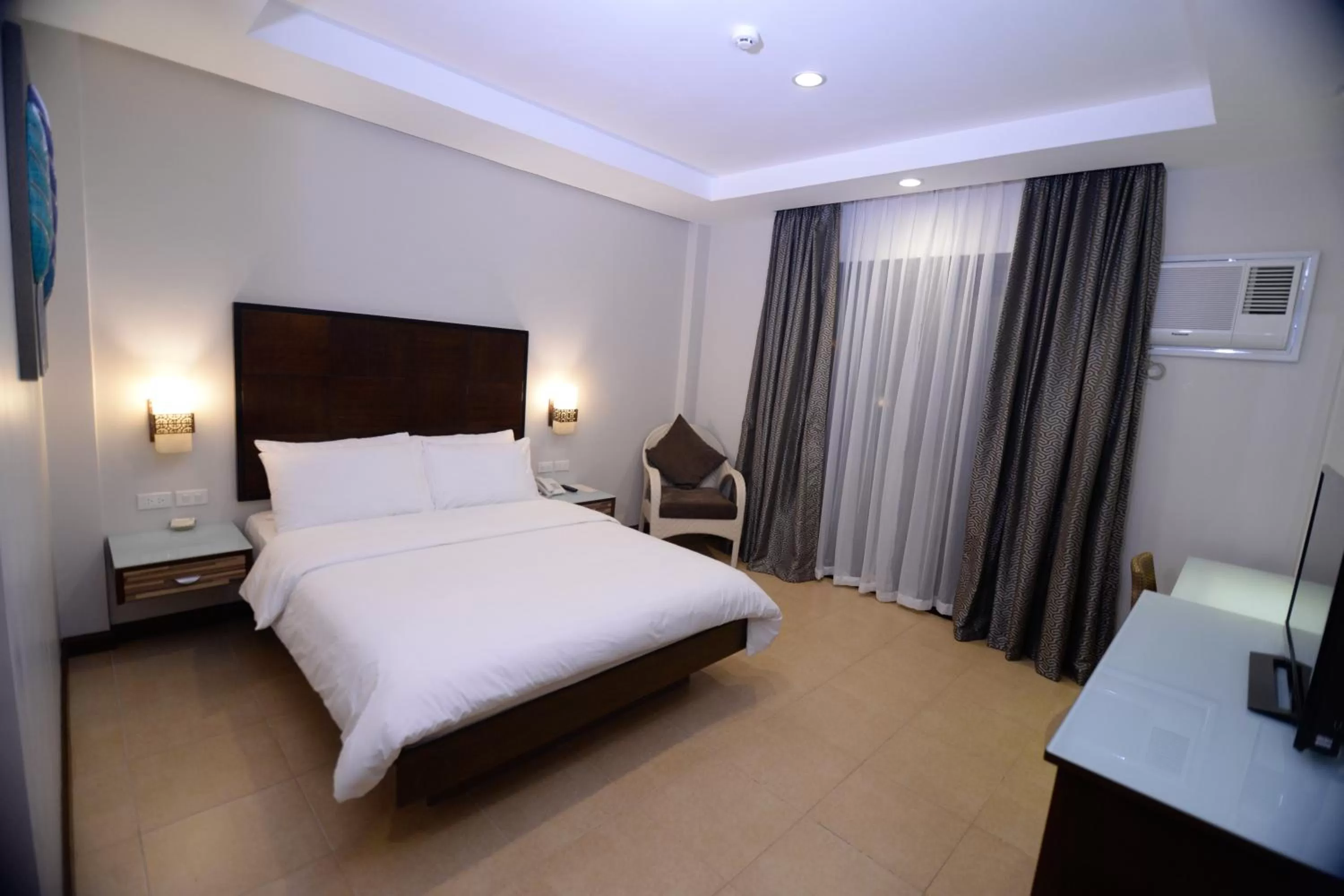 Bed in MO2 Lagoon Coron