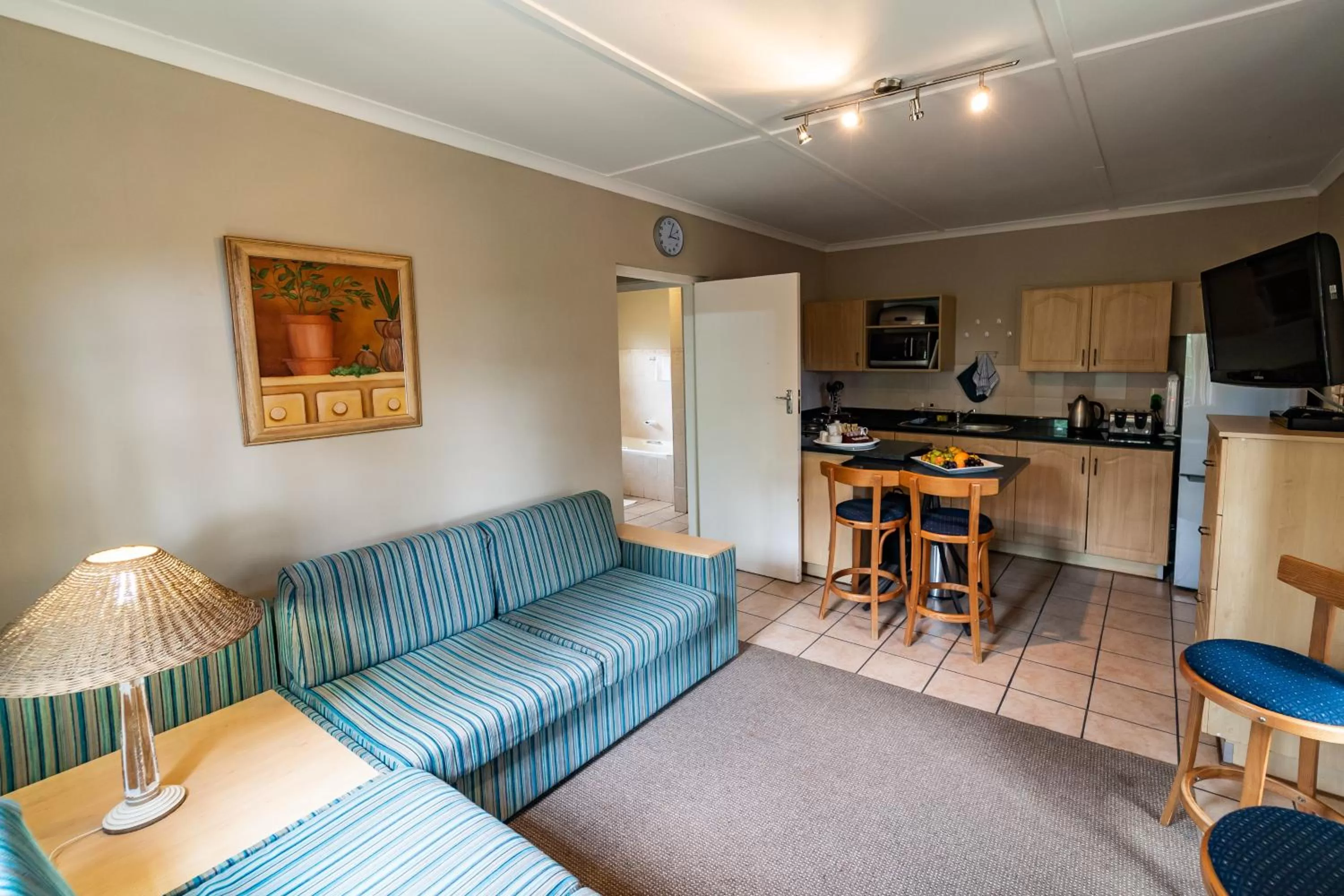 Living room in Gooderson Knysna Chalets