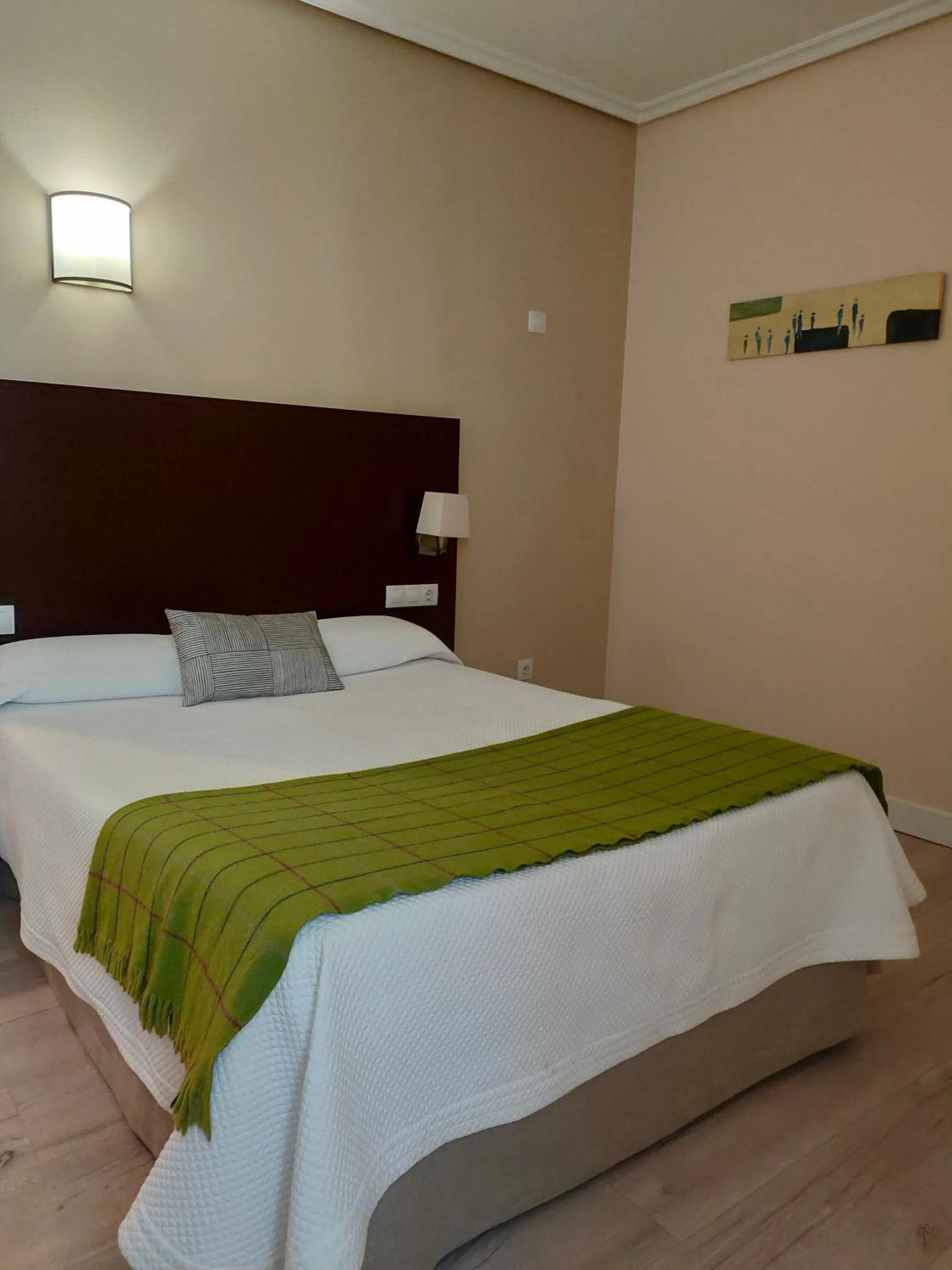 Photo of the whole room, Bed in Hotel Arrope