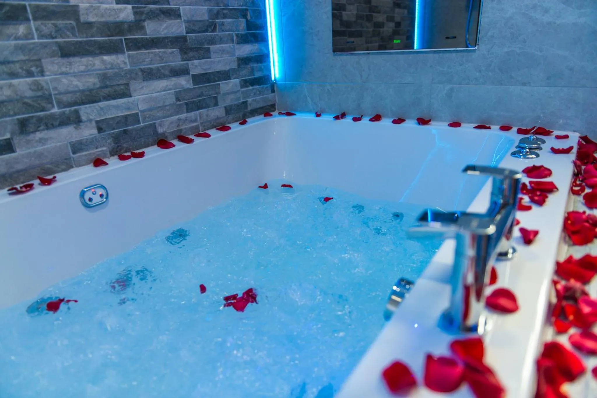 Bathroom in Sawrey Serviced Apartments